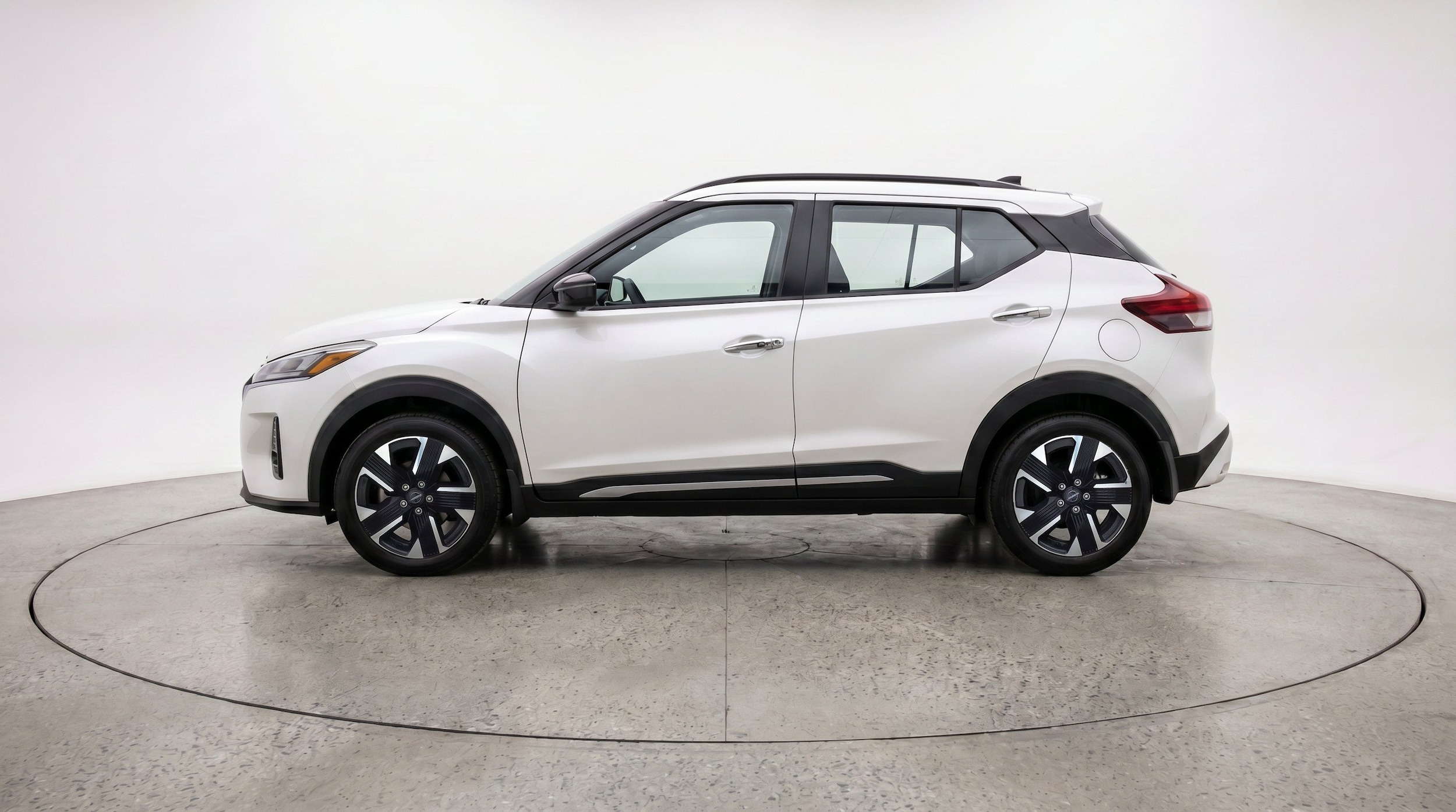 Thumbnail: 2026 Nissan Kicks - 5