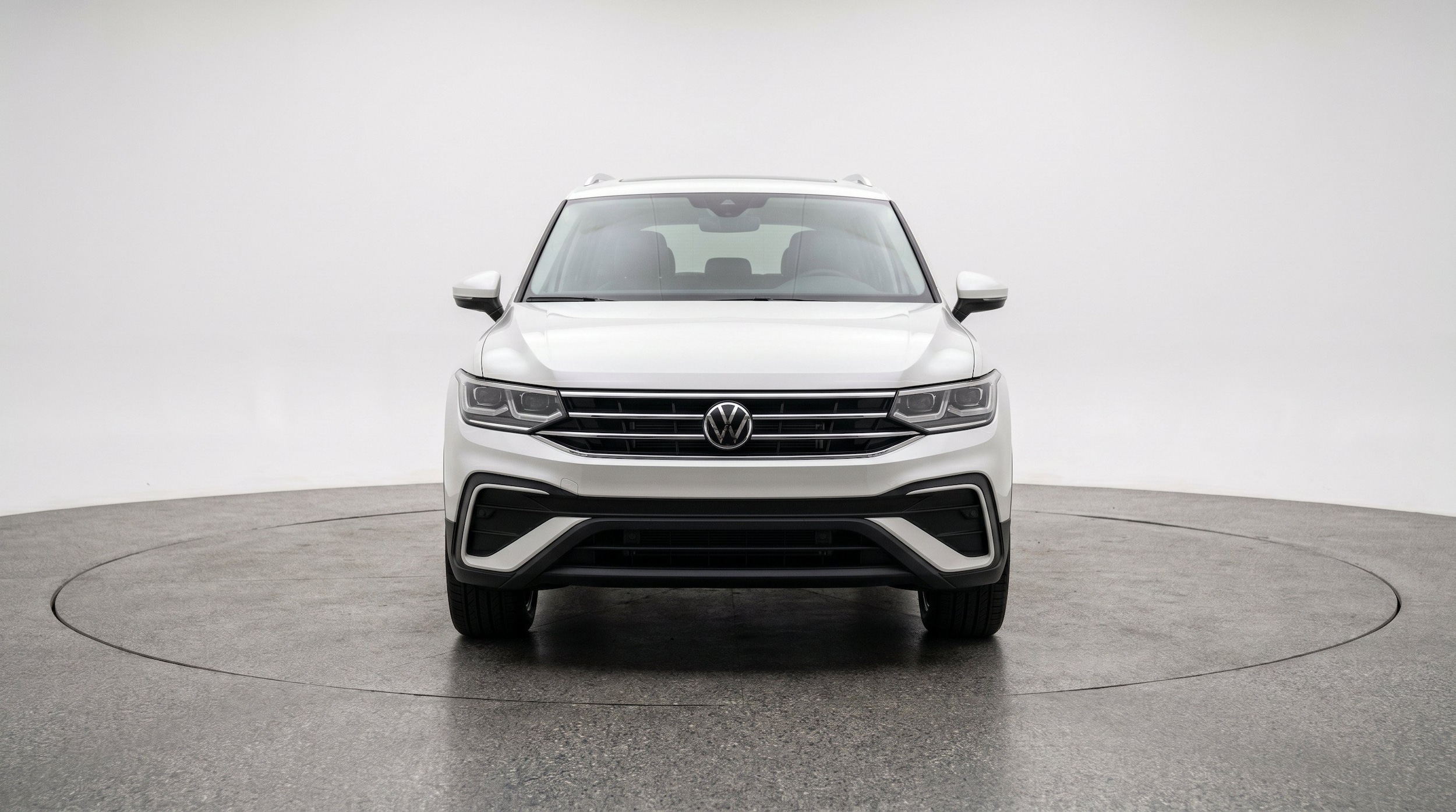 Thumbnail: 2026 Volkswagen Tiguan - 2
