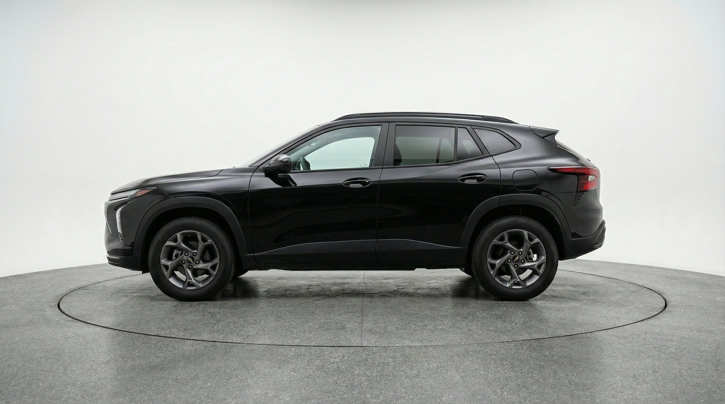 Thumbnail: 2025 Chevrolet Trax - 5