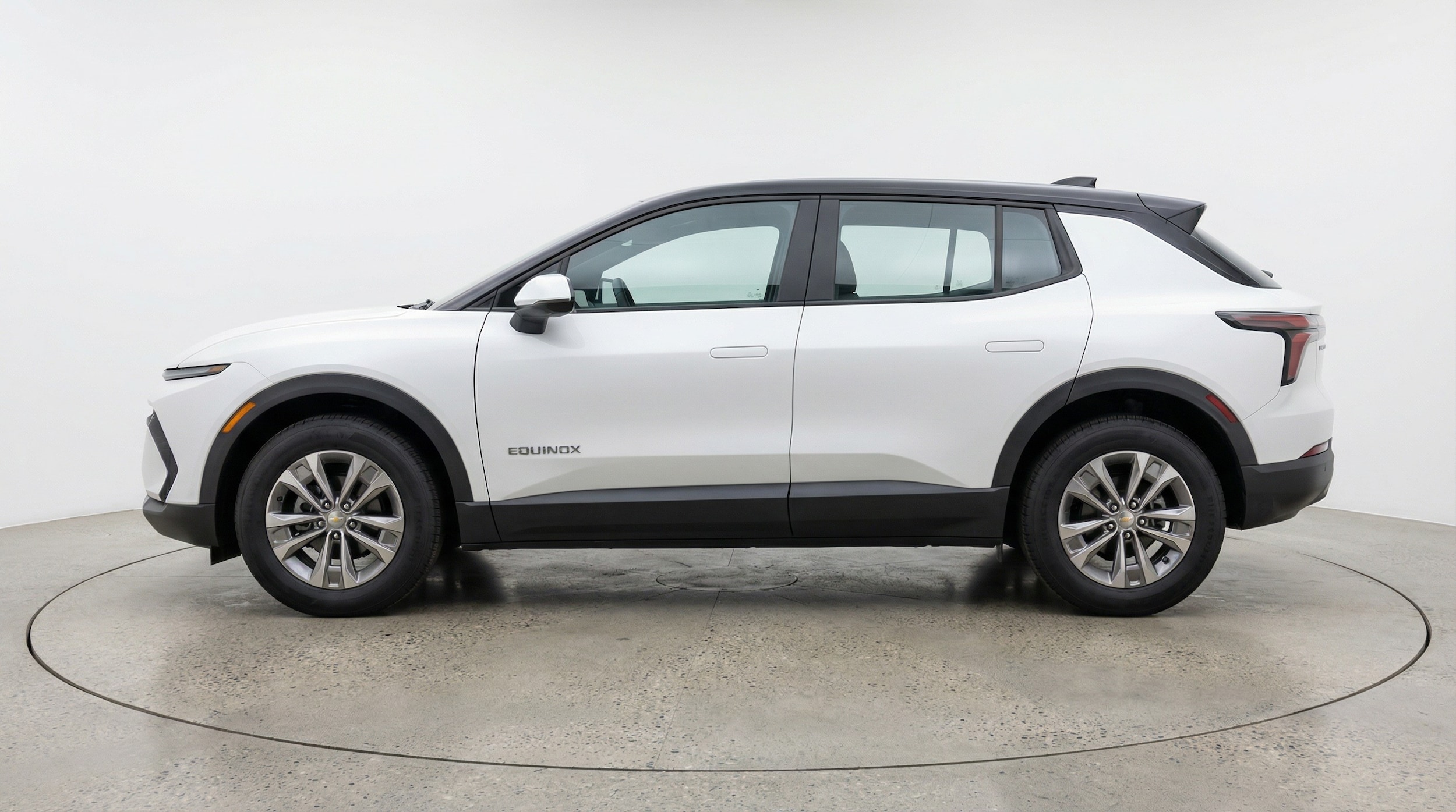 Thumbnail: 2025 Chevrolet Equinox - 4