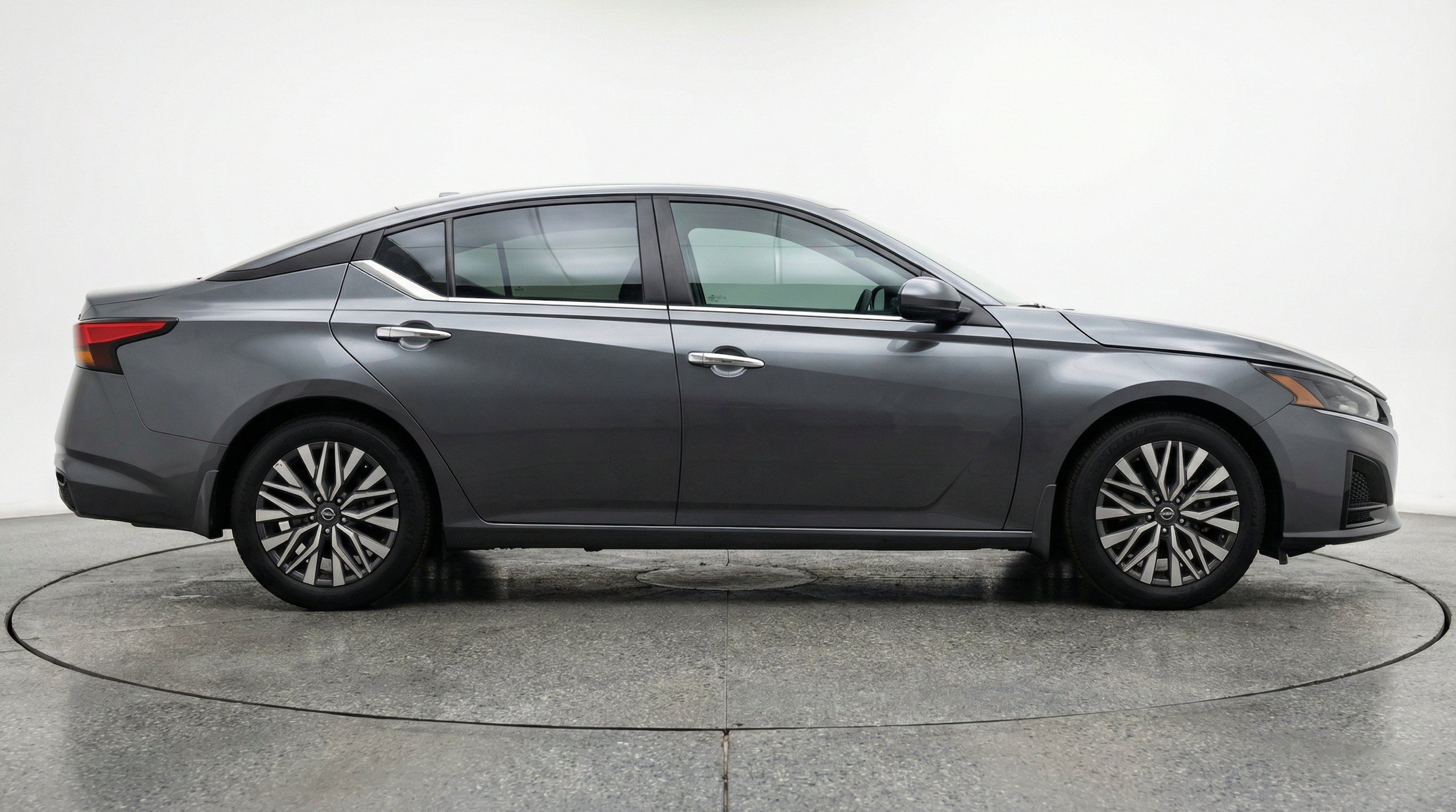 Thumbnail: 2025 Nissan Altima - 11