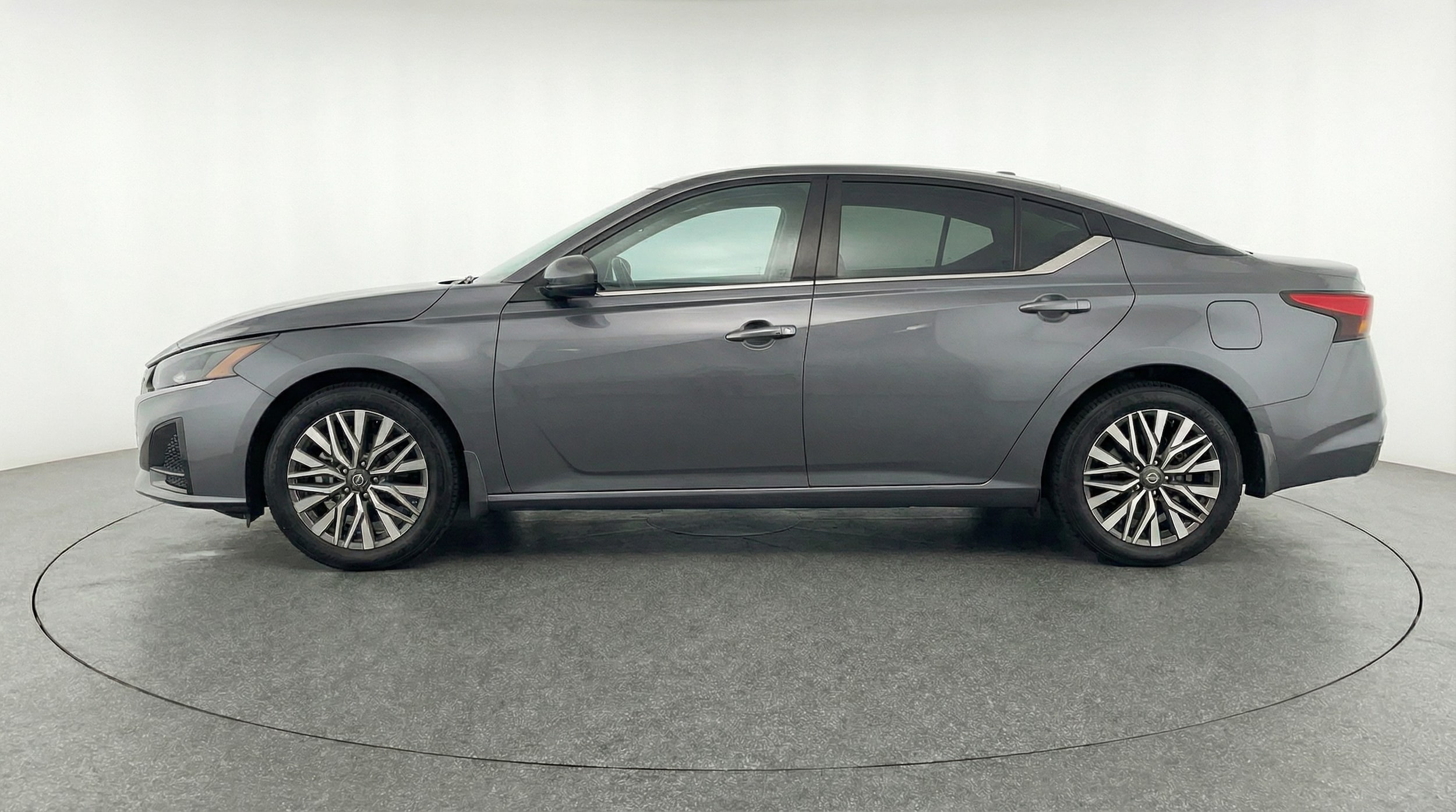 Thumbnail: 2025 Nissan Altima - 4