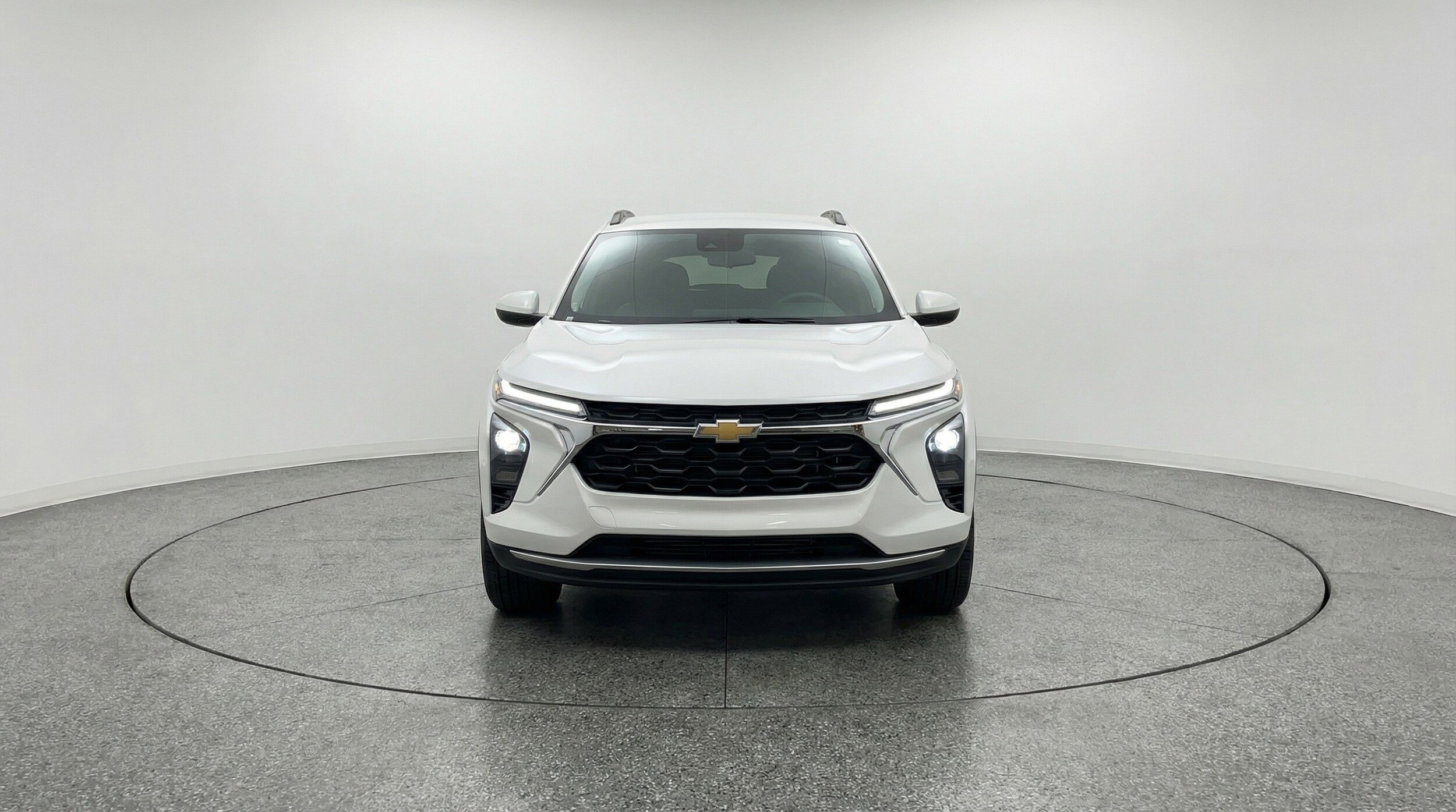 Thumbnail: 2025 Chevrolet Trax - 2