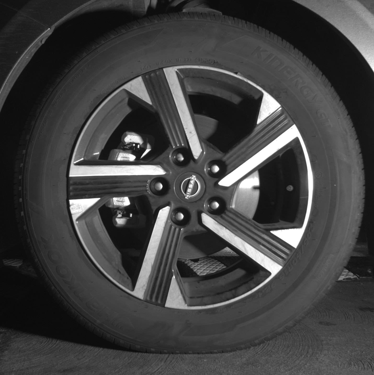 Thumbnail: 2025 Nissan Sentra - 12