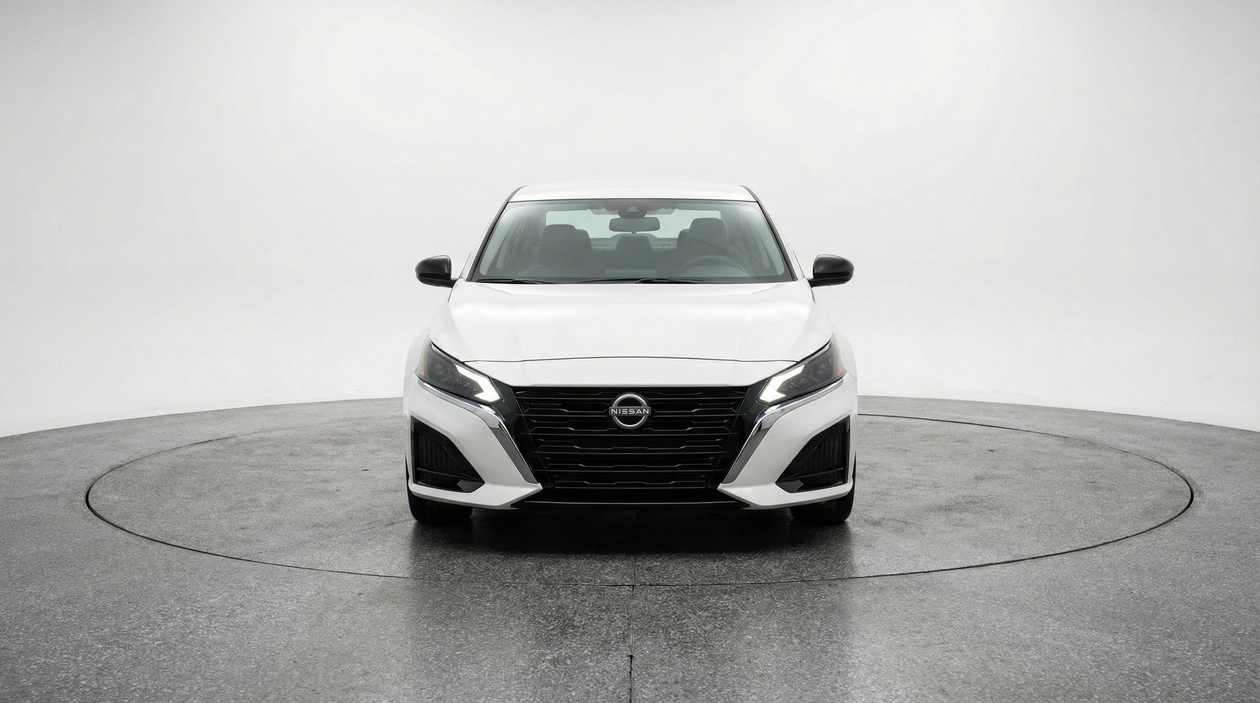 Thumbnail: 2025 Nissan Altima - 2