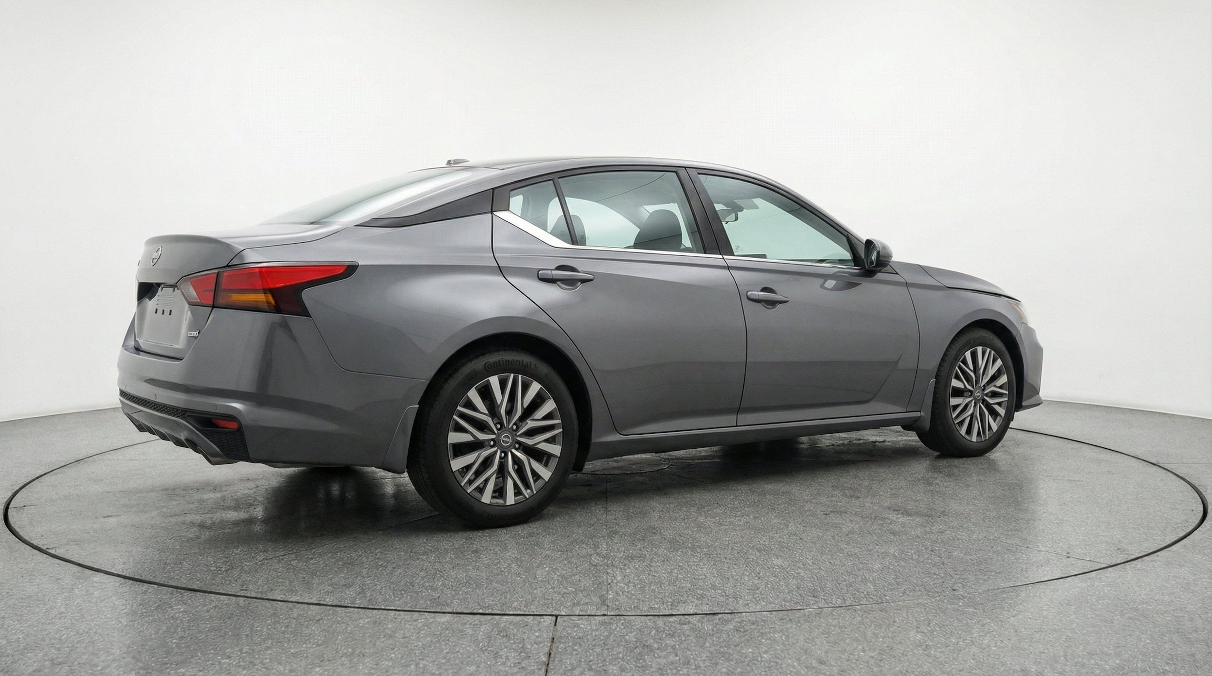 Thumbnail: 2025 Nissan Altima - 9