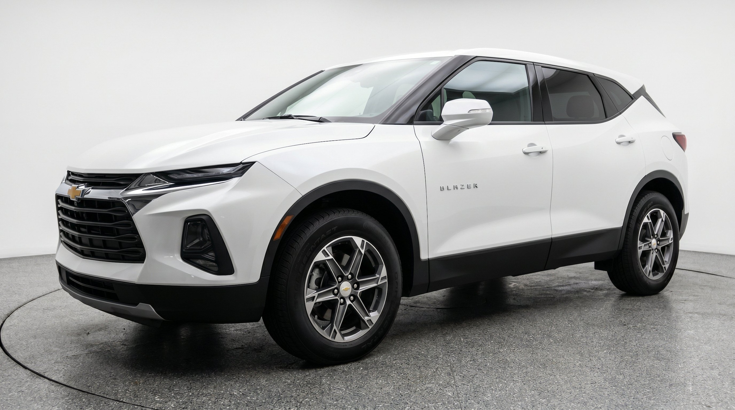 Thumbnail: 2026 Chevrolet Blazer - 3