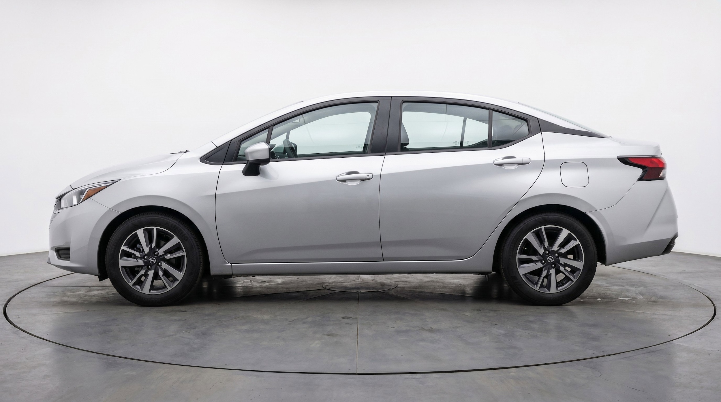 Thumbnail: 2025 Nissan Versa - 5