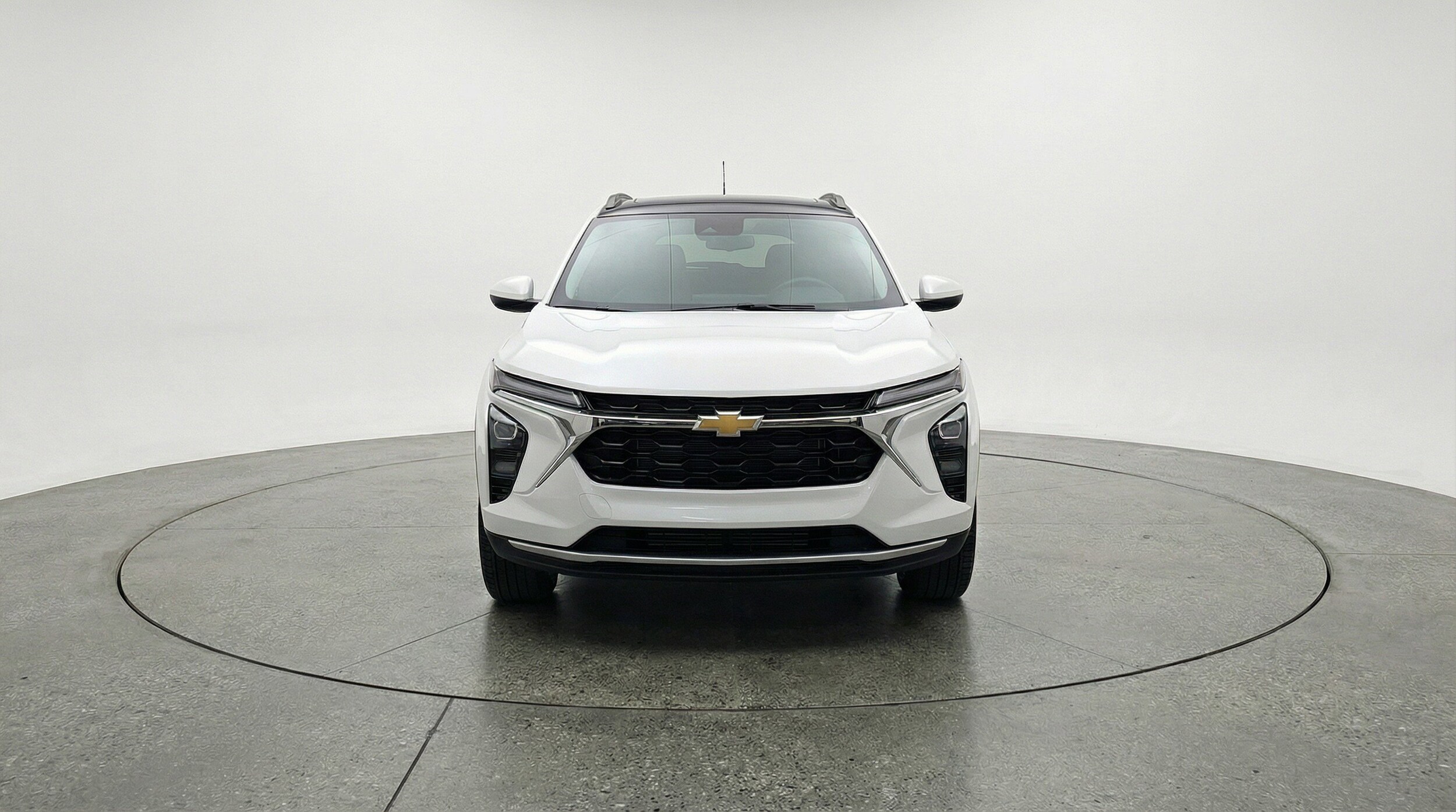 Thumbnail: 2025 Chevrolet Trax - 2