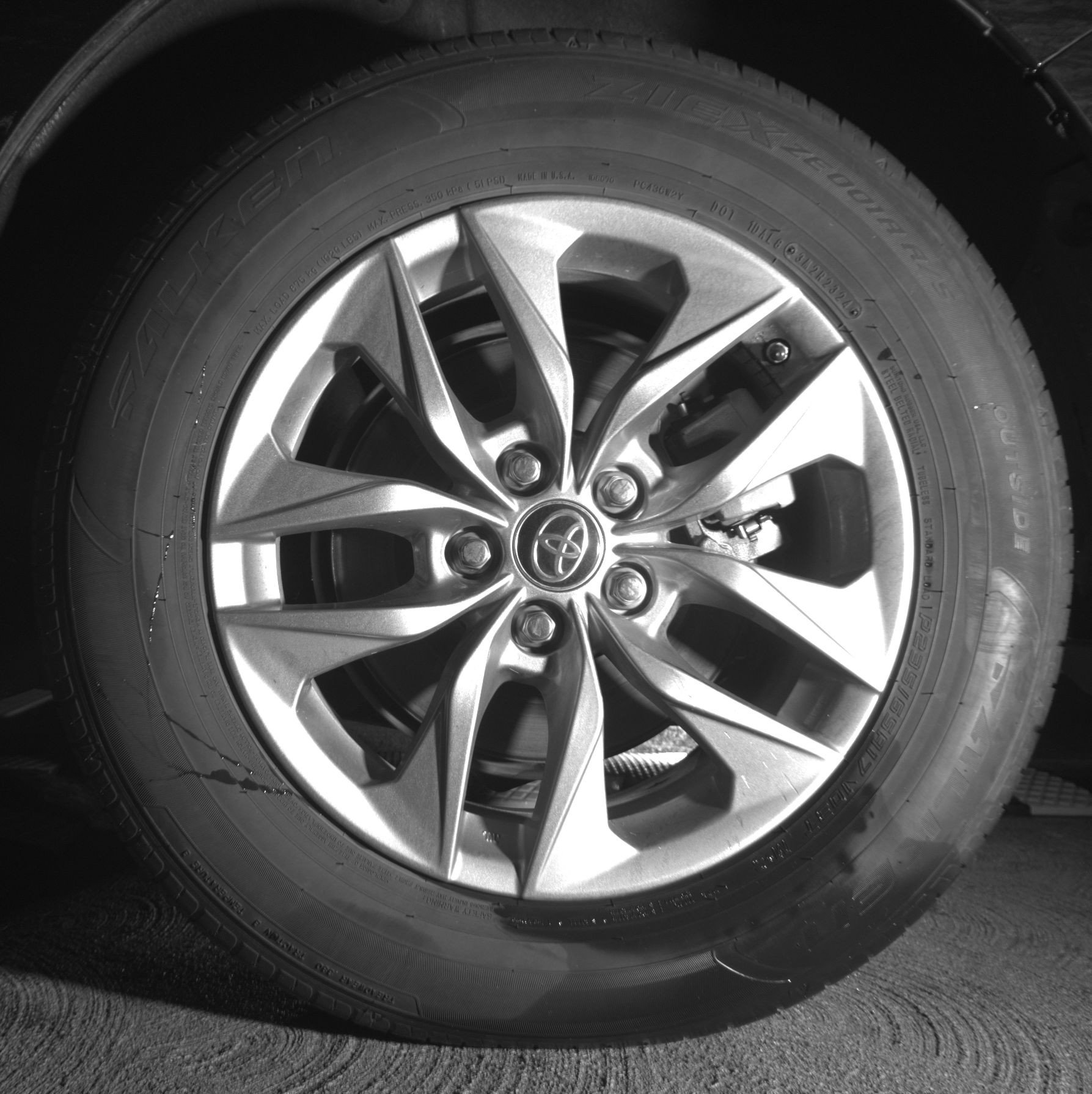 Thumbnail: 2024 Toyota Sienna - 14