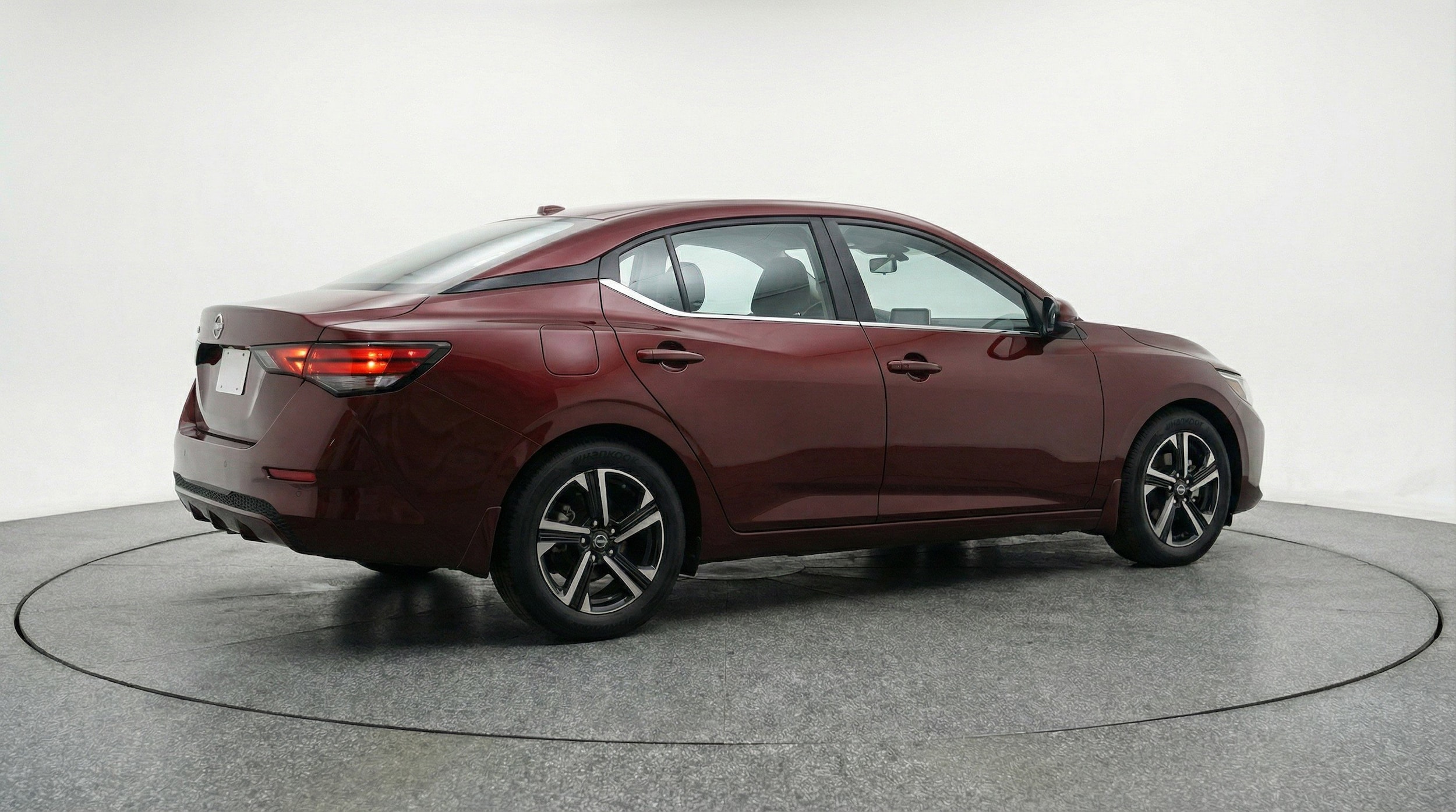 Thumbnail: 2025 Nissan Sentra - 9