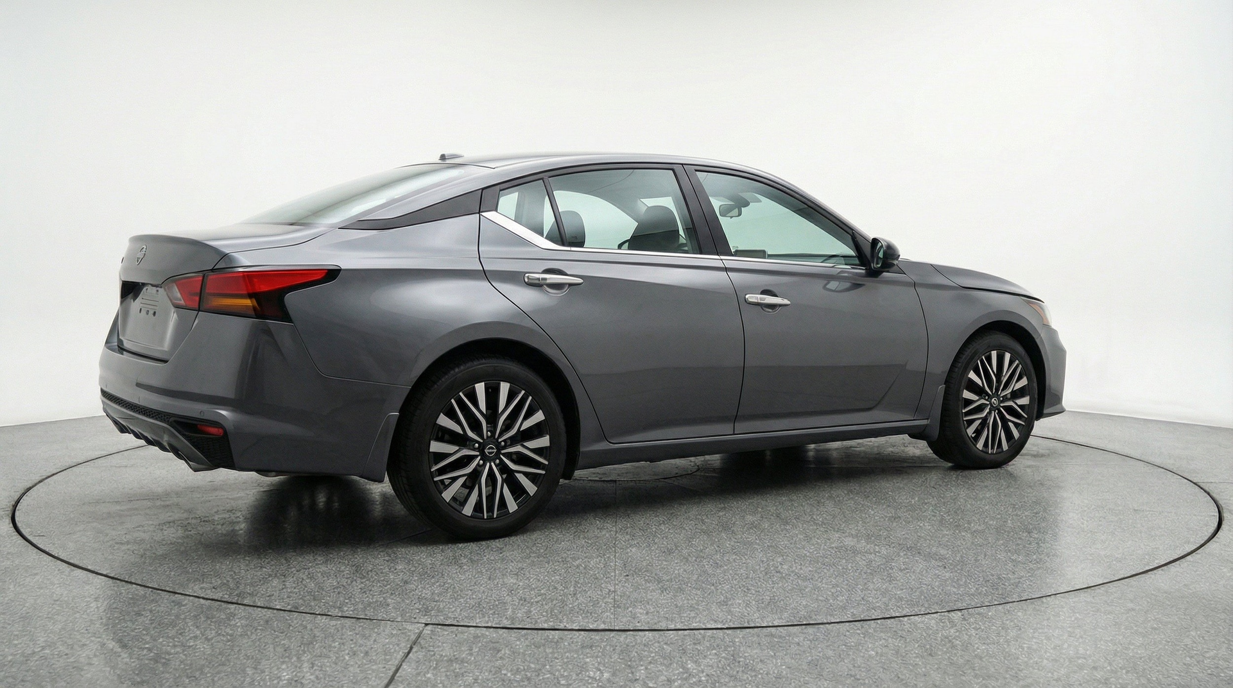 Thumbnail: 2025 Nissan Altima - 9