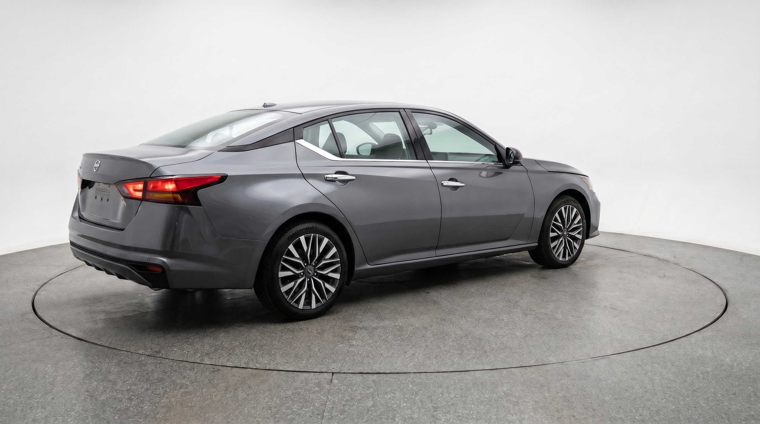 Thumbnail: 2025 Nissan Altima - 9