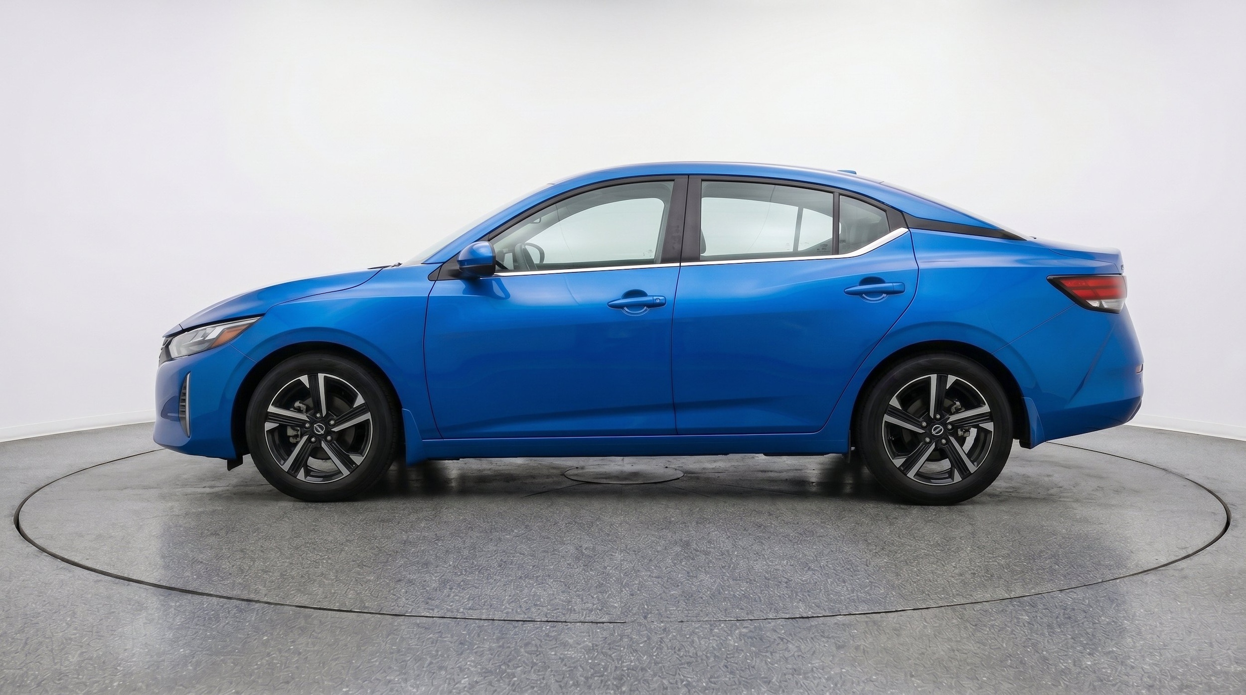 Thumbnail: 2025 Nissan Sentra - 5