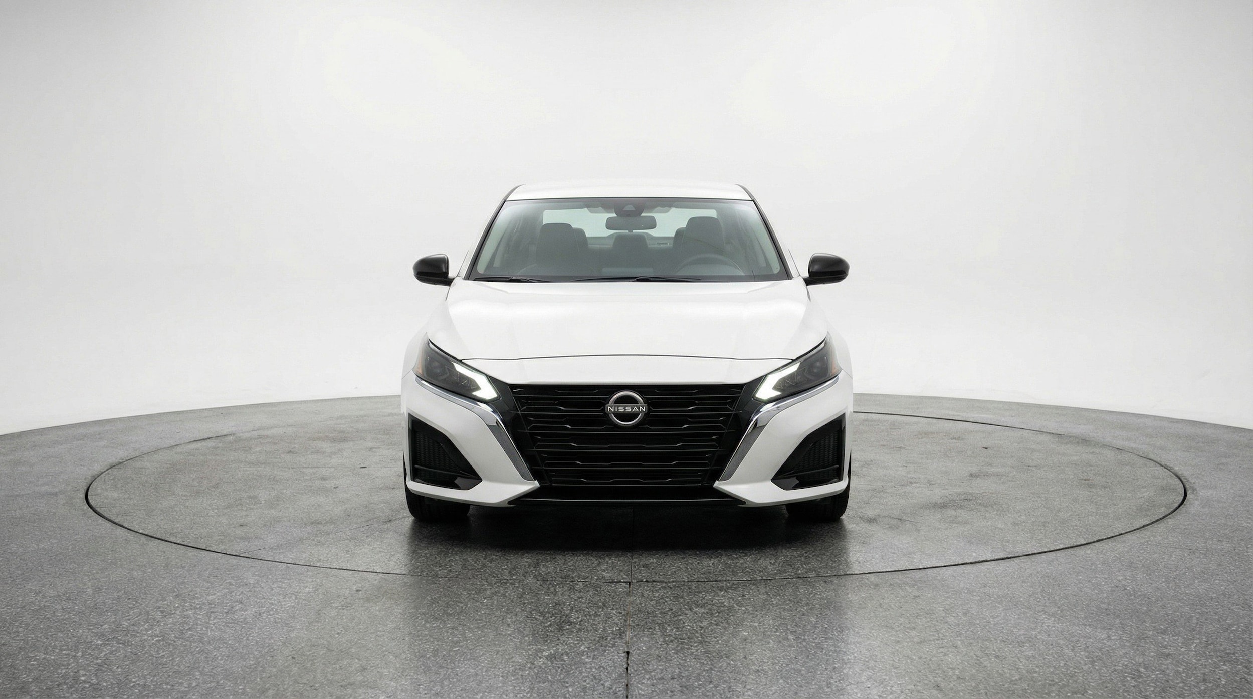 Thumbnail: 2025 Nissan Altima - 2