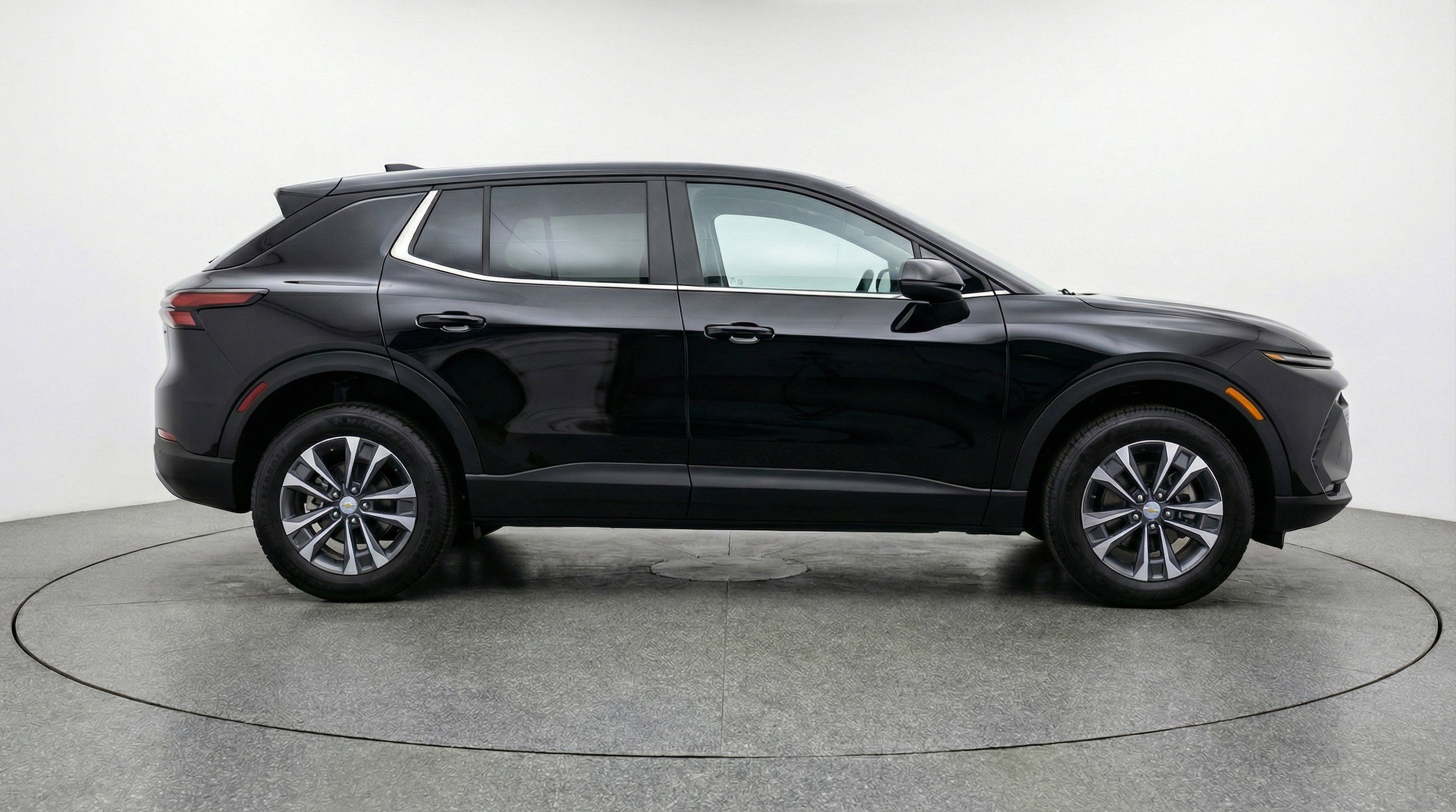 Thumbnail: 2025 Chevrolet Equinox - 11