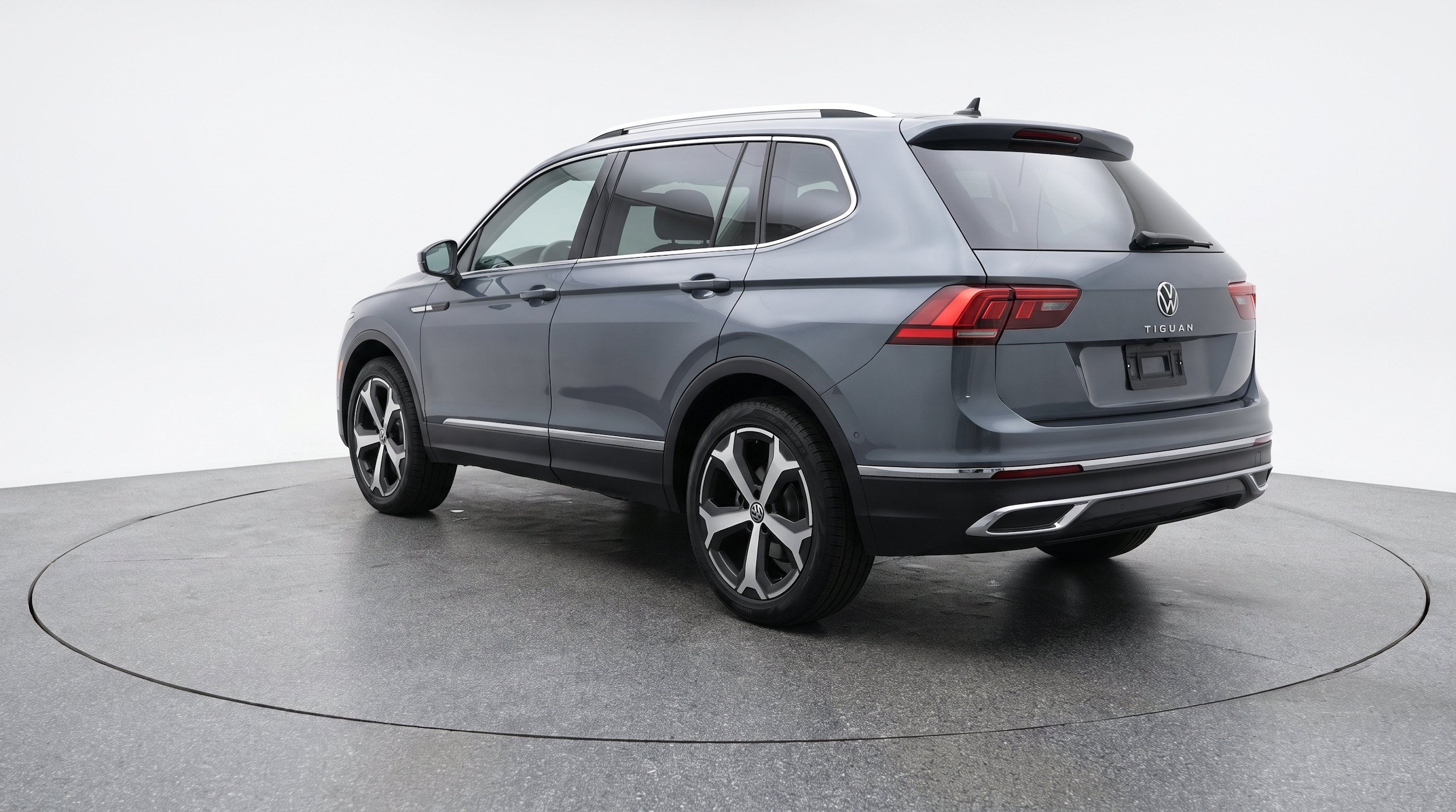 Thumbnail: 2026 Volkswagen Tiguan - 6