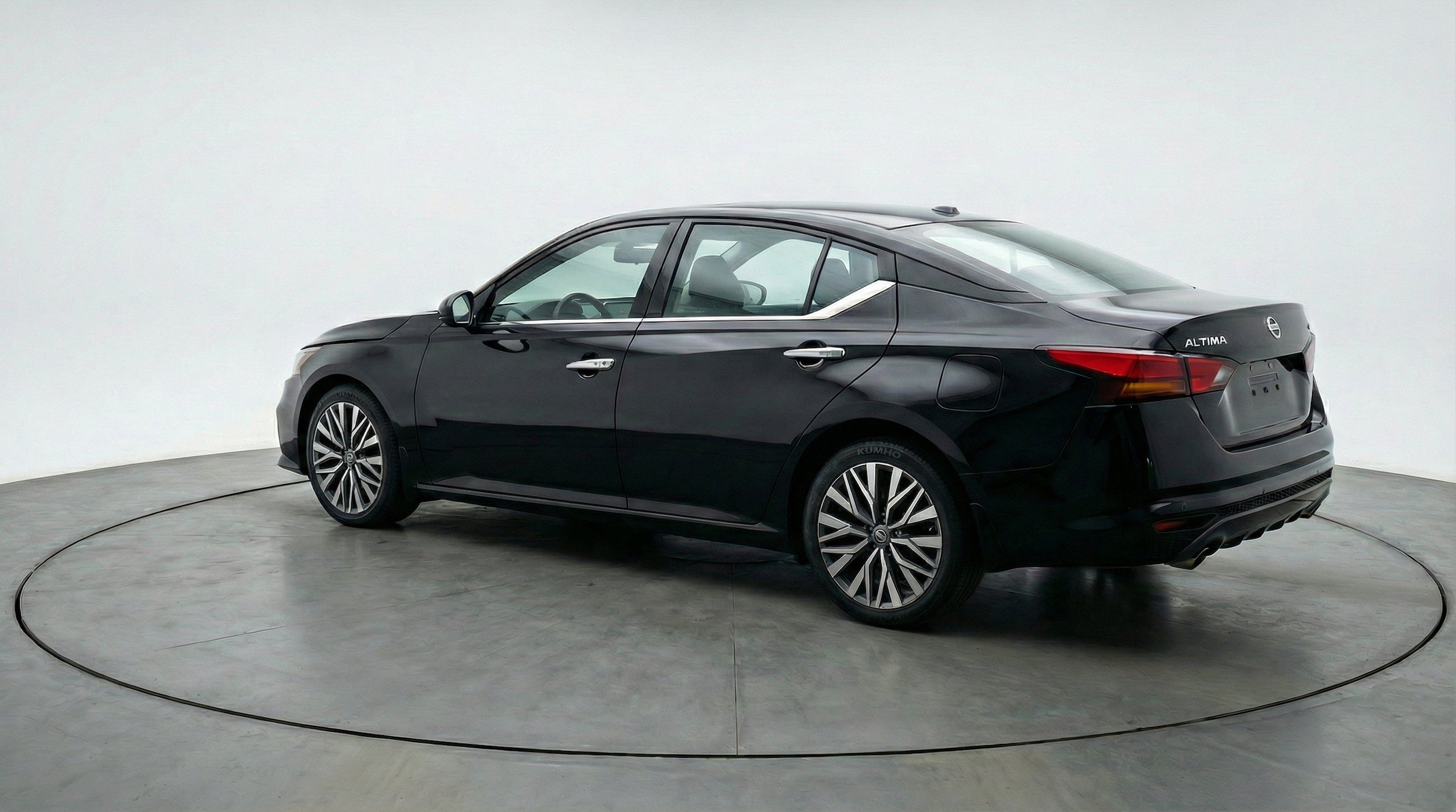 Thumbnail: 2025 Nissan Altima - 6