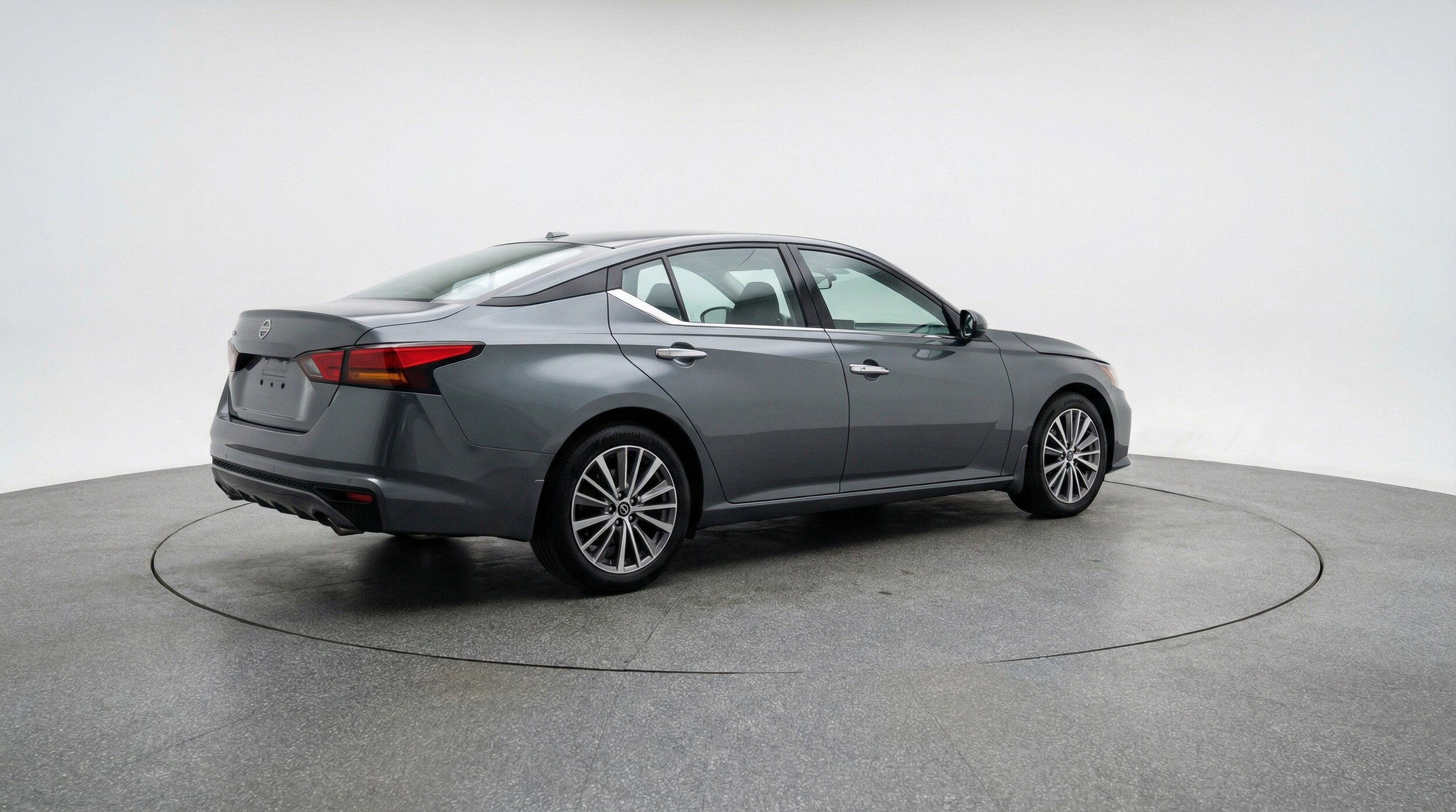 Thumbnail: 2025 Nissan Altima - 9