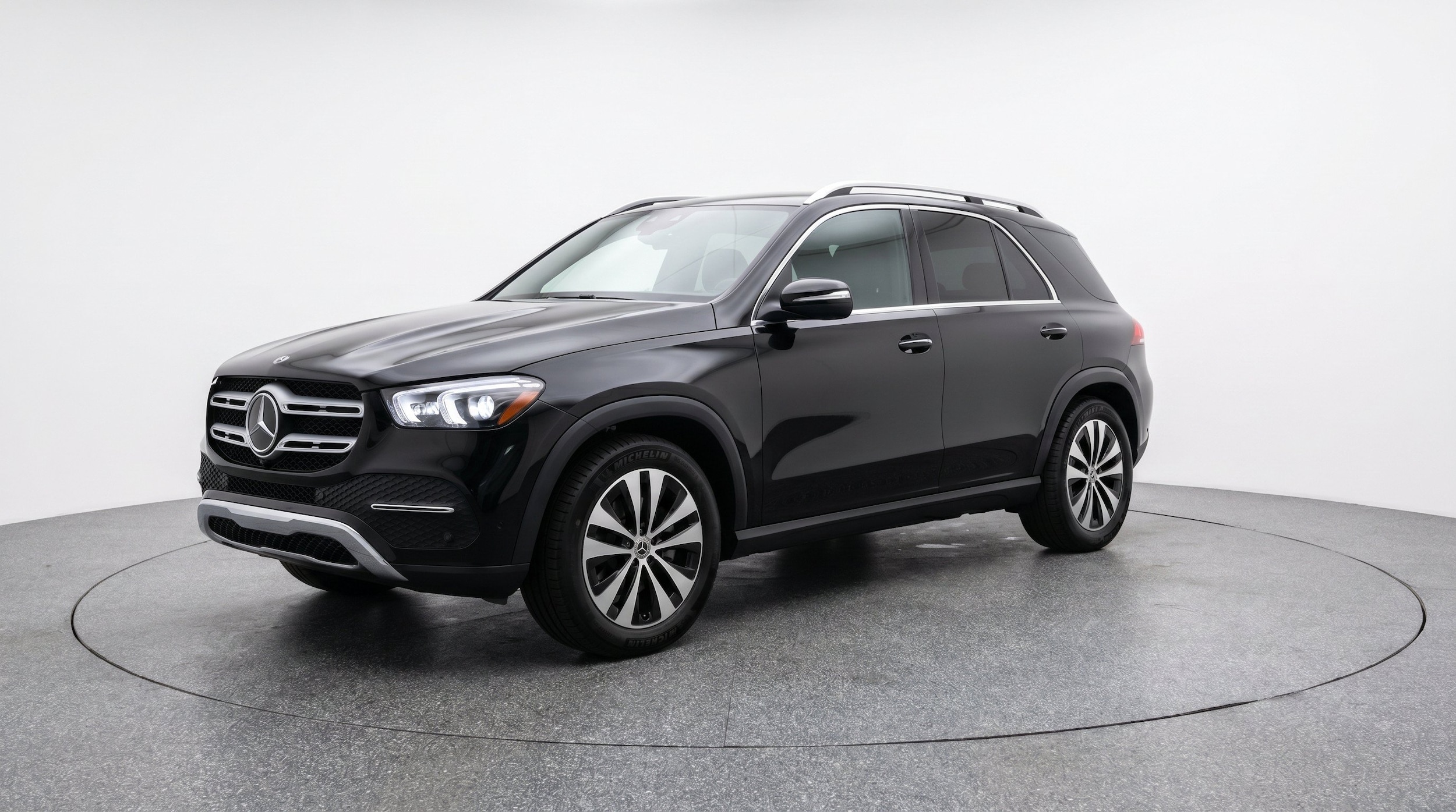 Thumbnail: 2026 Mercedes-Benz GLE - 3