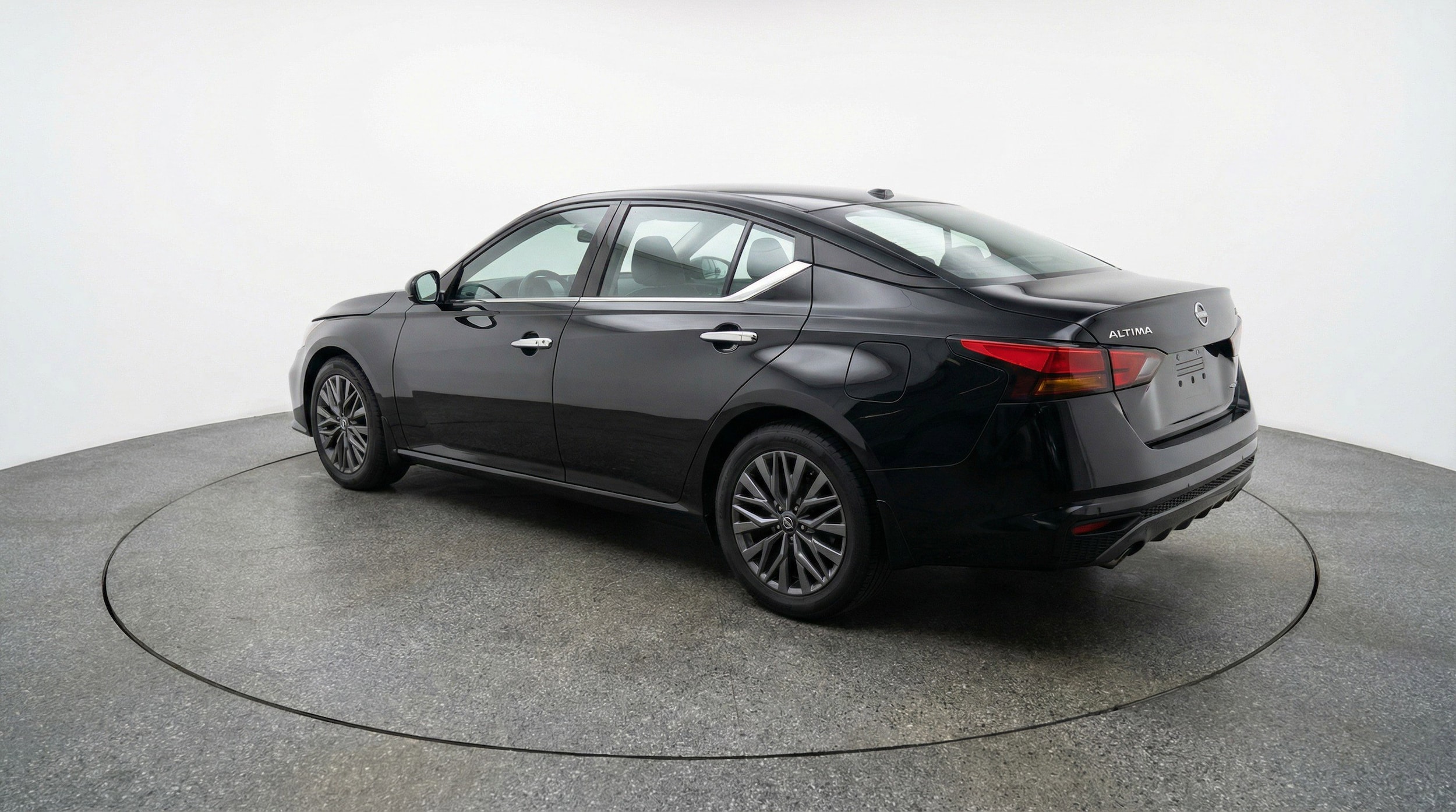 Thumbnail: 2025 Nissan Altima - 6