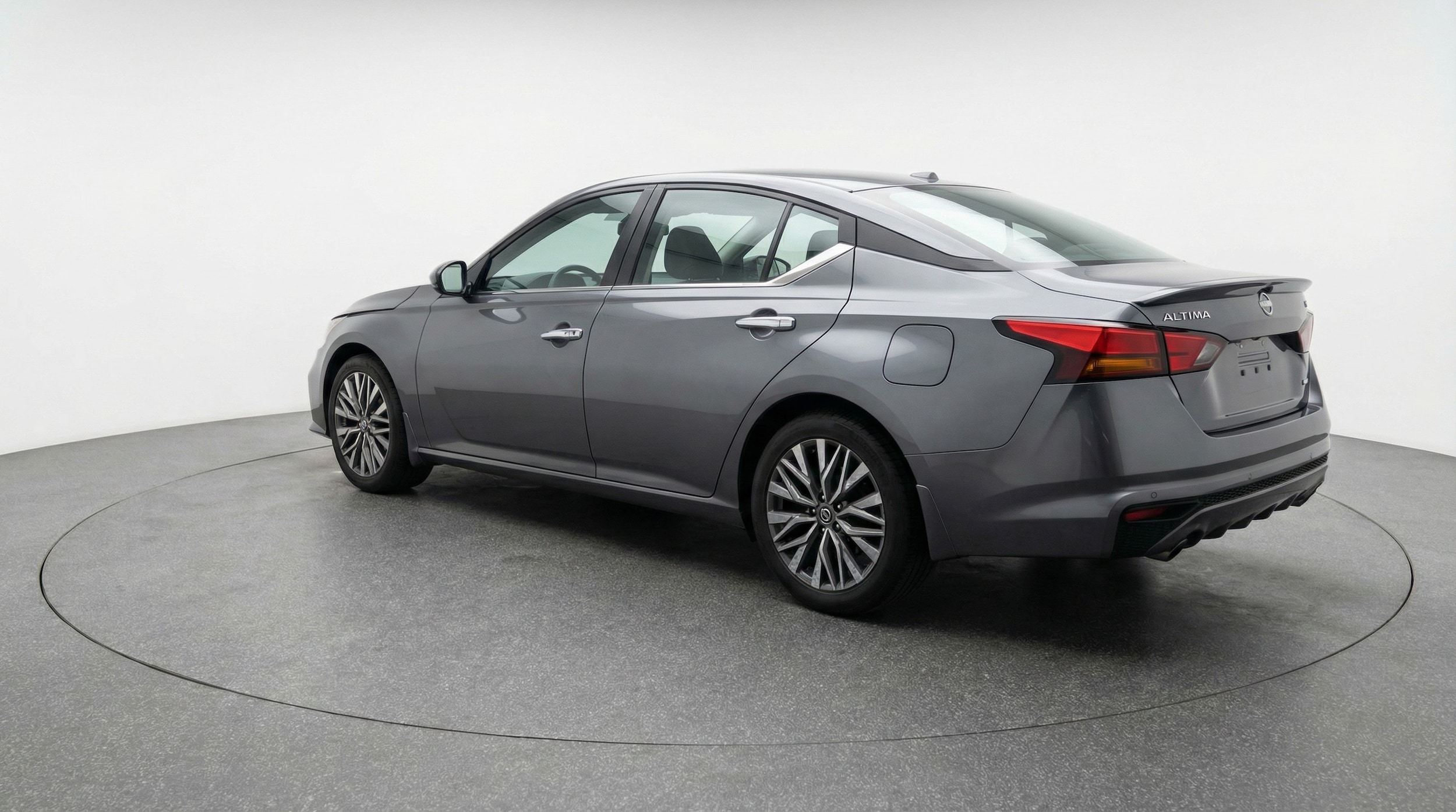 Thumbnail: 2025 Nissan Altima - 5