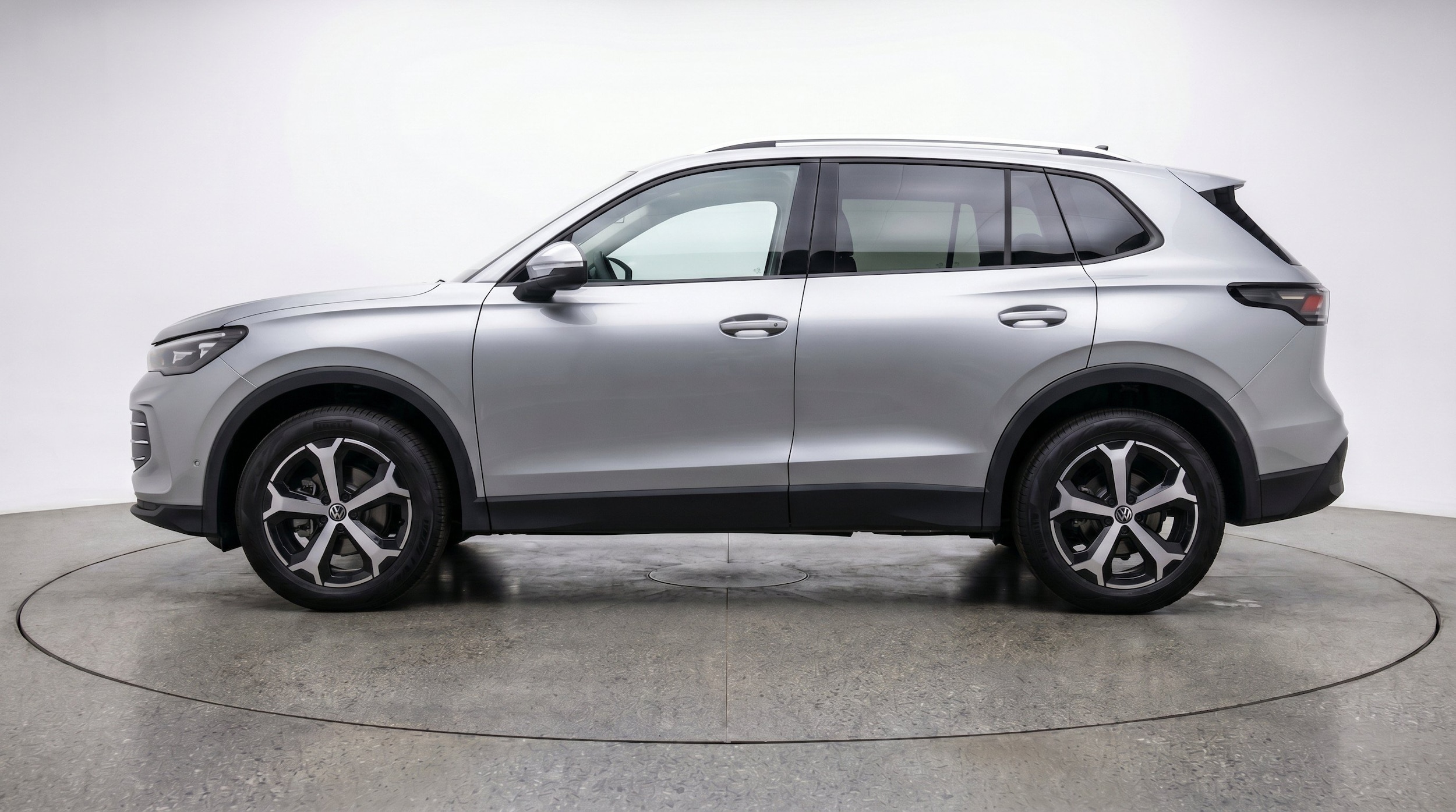 Thumbnail: 2026 Volkswagen Tiguan - 5