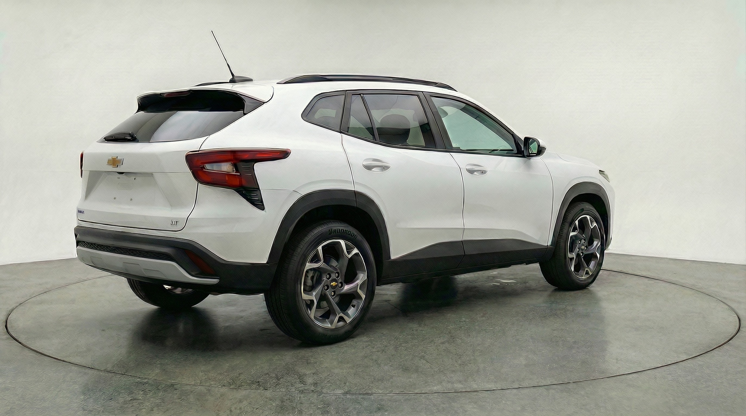 Thumbnail: 2025 Chevrolet Trax - 7