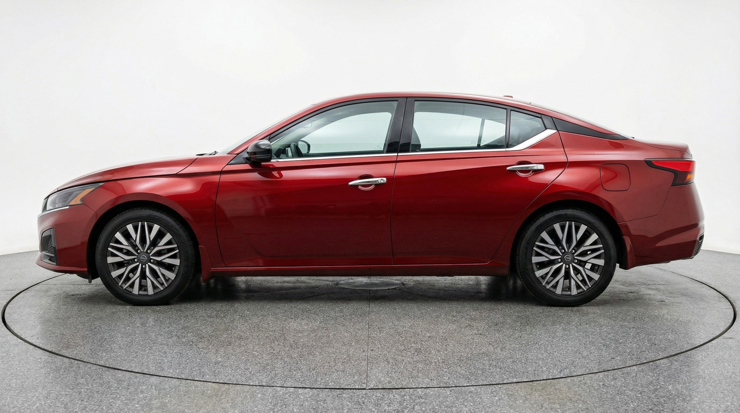 Thumbnail: 2025 Nissan Altima - 5