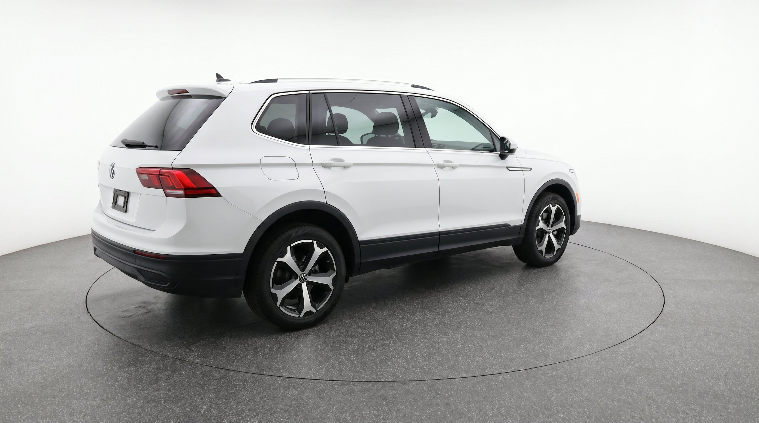 Thumbnail: 2026 Volkswagen Tiguan - 9