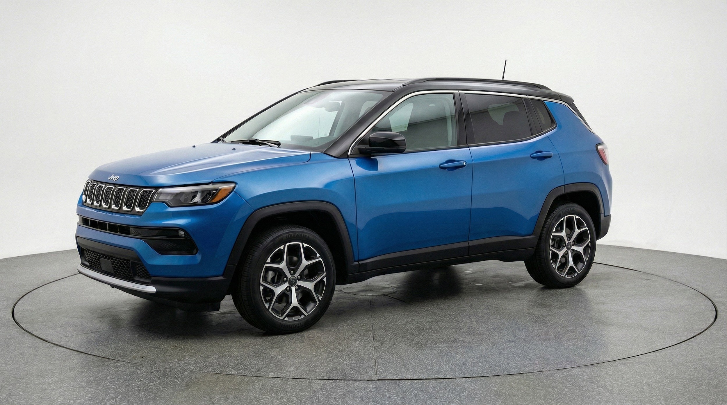 Thumbnail: 2025 Jeep Compass - 3