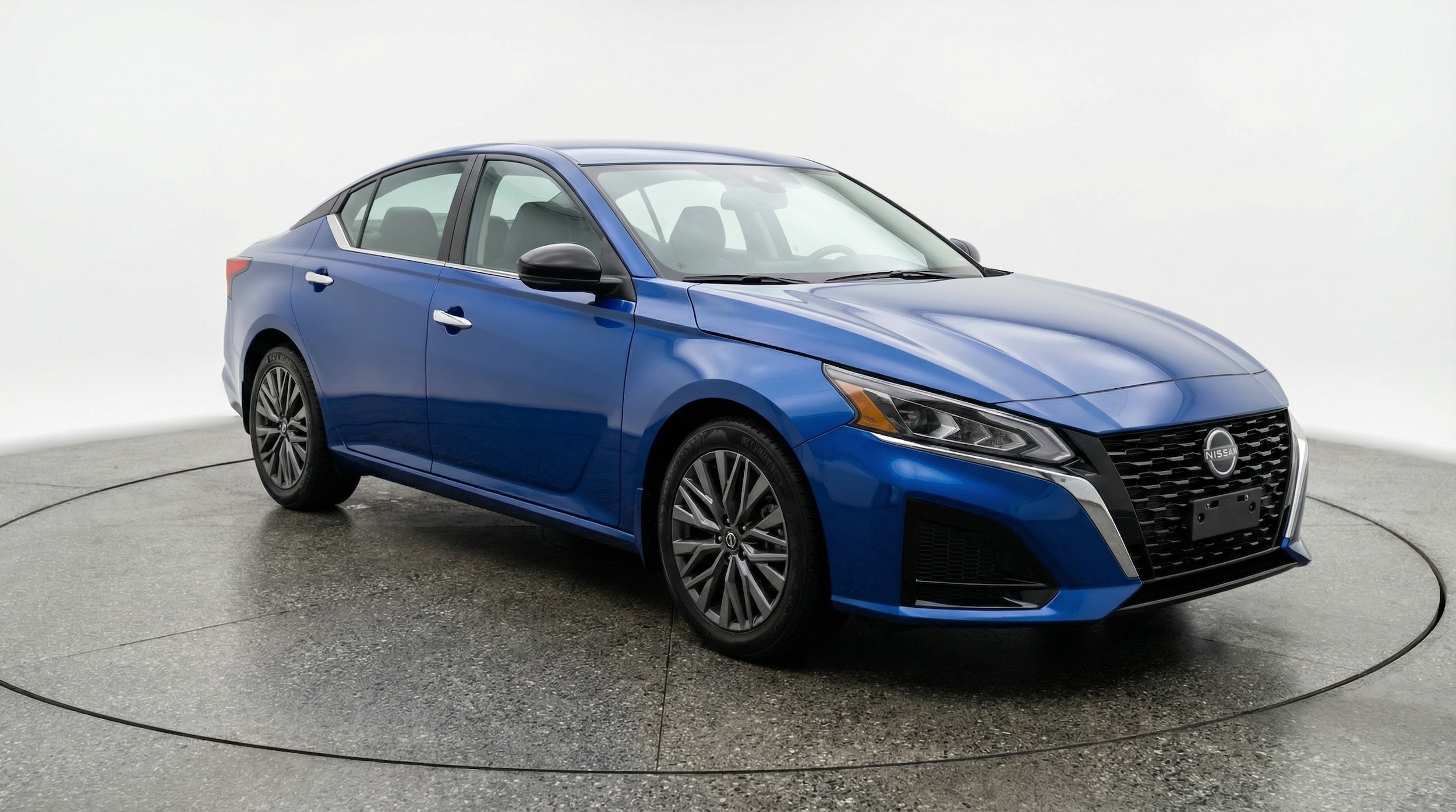 Thumbnail: 2025 Nissan Altima - 1