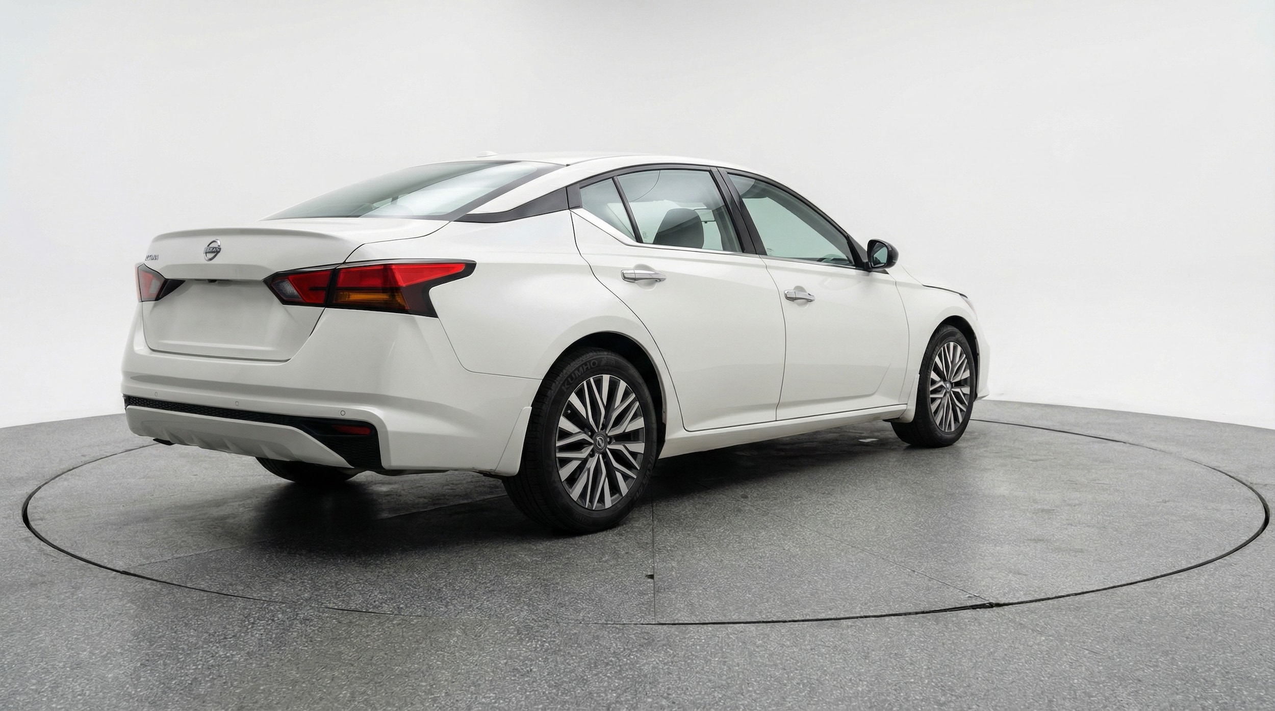 Thumbnail: 2025 Nissan Altima - 7