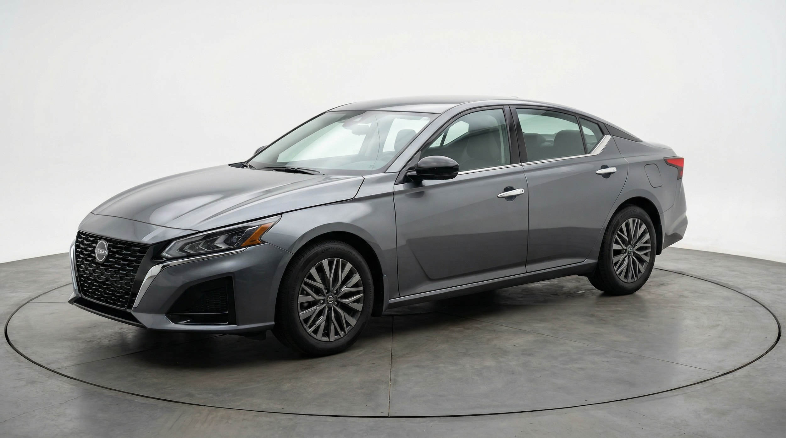 Thumbnail: 2025 Nissan Altima - 3