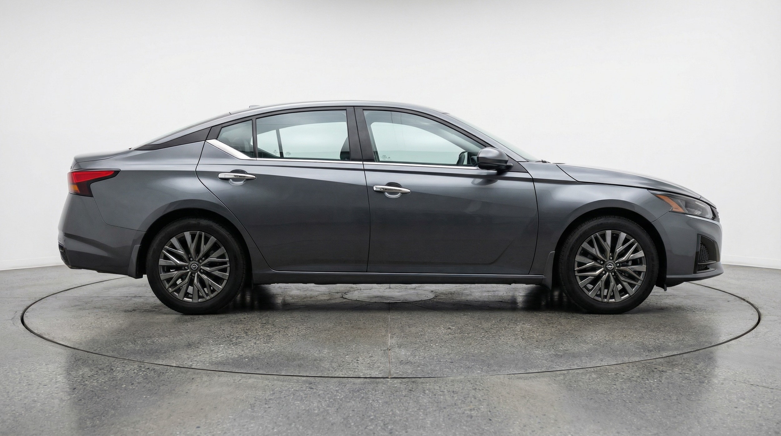 Thumbnail: 2025 Nissan Altima - 8