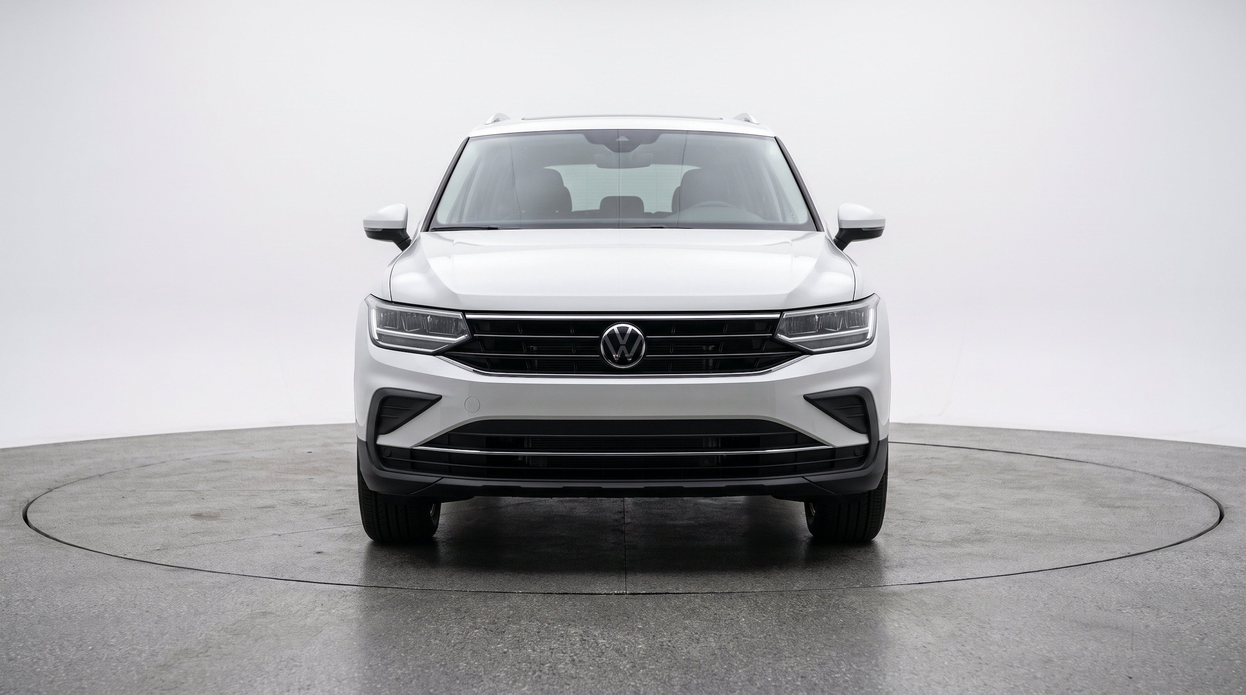 Thumbnail: 2026 Volkswagen Tiguan - 2