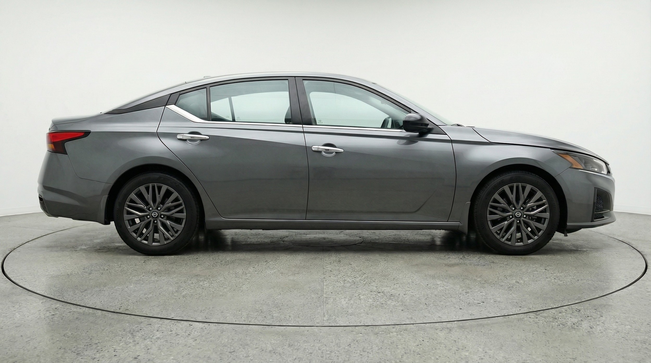 Thumbnail: 2025 Nissan Altima - 8