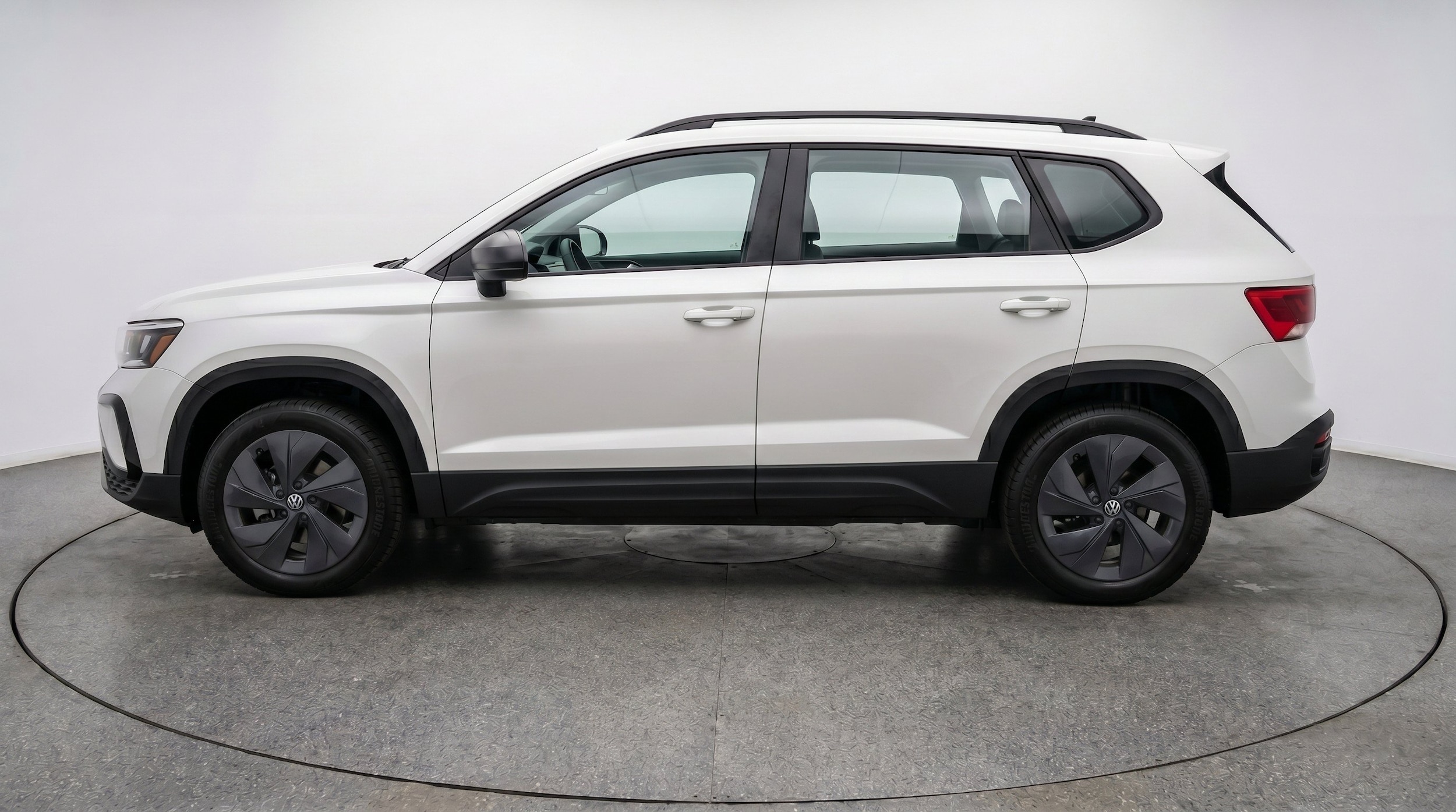 Thumbnail: 2026 Volkswagen Taos - 5