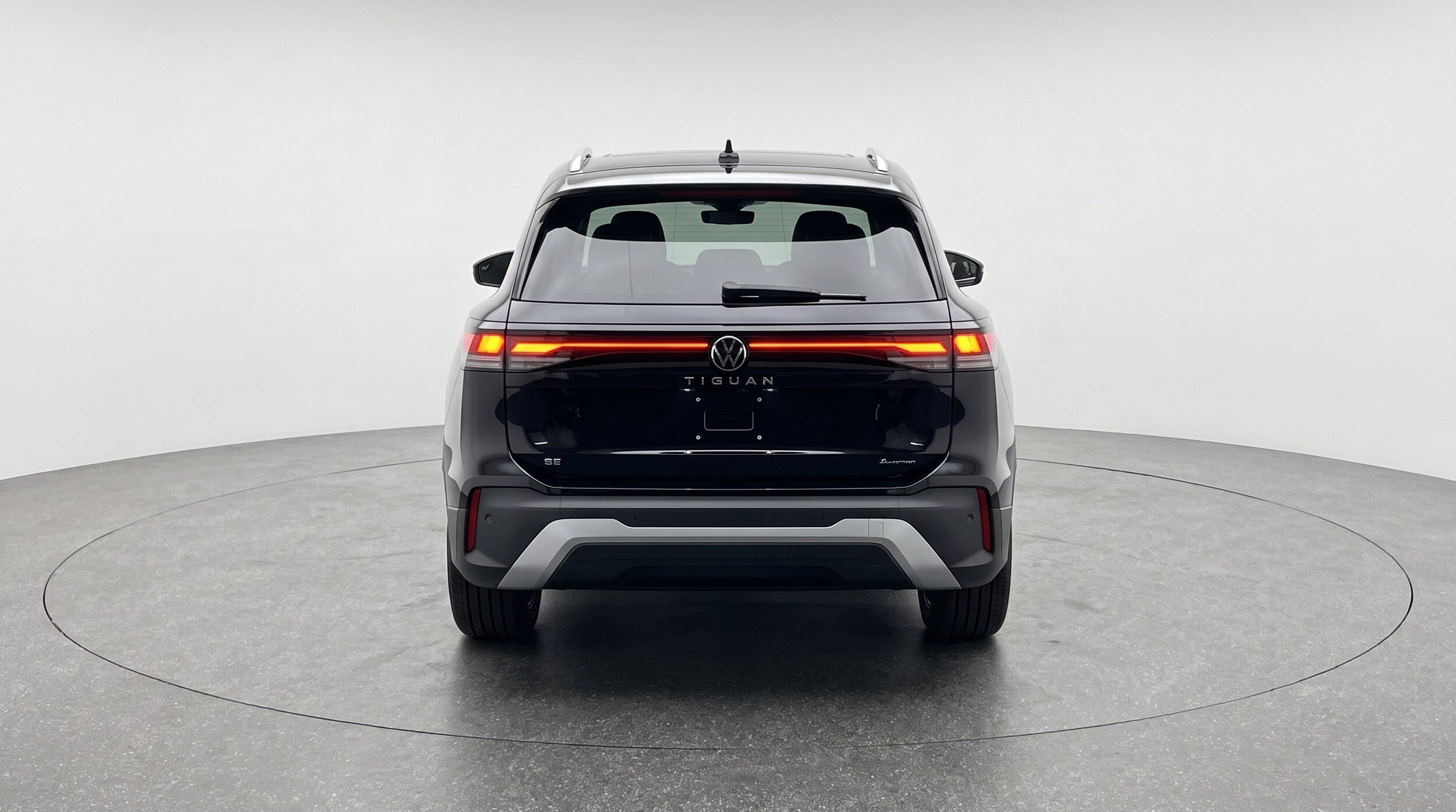 Thumbnail: 2026 Volkswagen Tiguan - 7