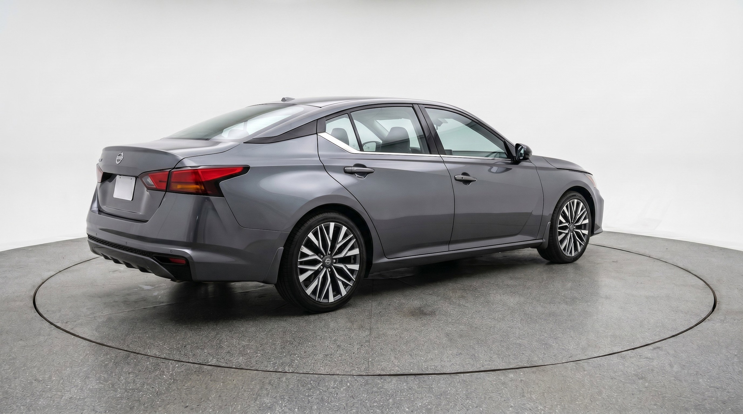 Thumbnail: 2025 Nissan Altima - 9