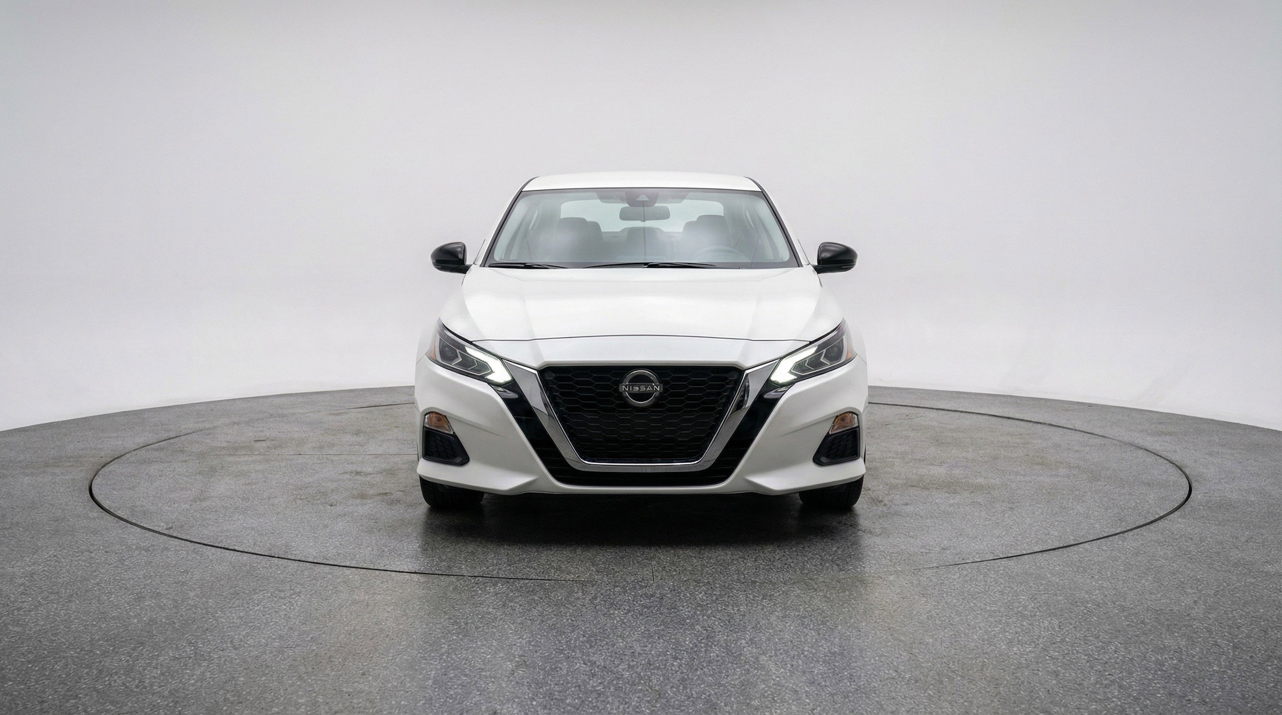 Thumbnail: 2025 Nissan Altima - 2