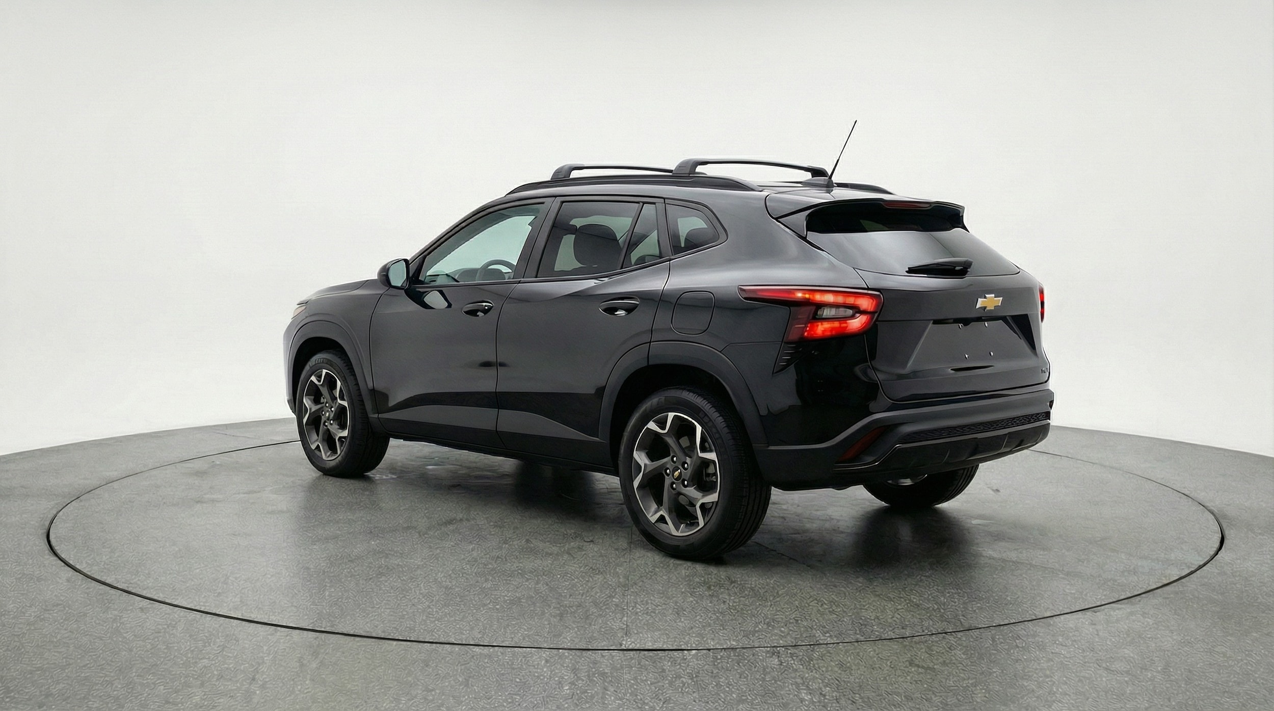 Thumbnail: 2025 Chevrolet Trax - 5