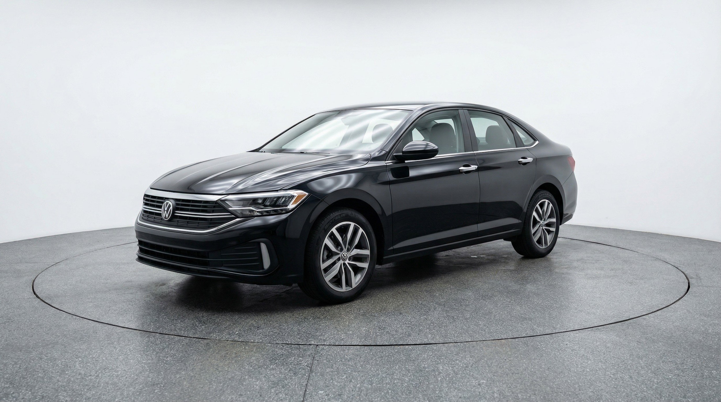 Thumbnail: 2025 Volkswagen Jetta - 3