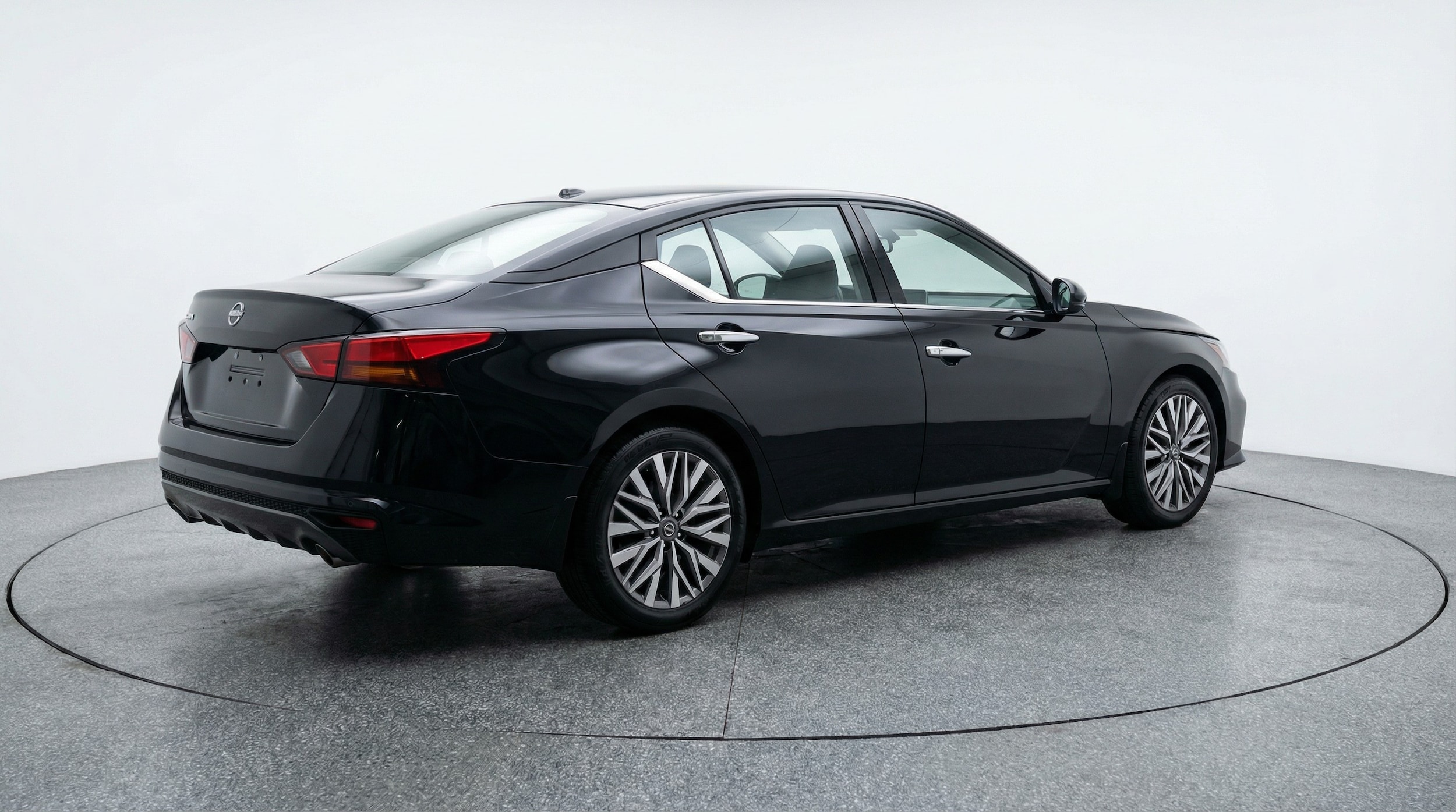 Thumbnail: 2025 Nissan Altima - 7