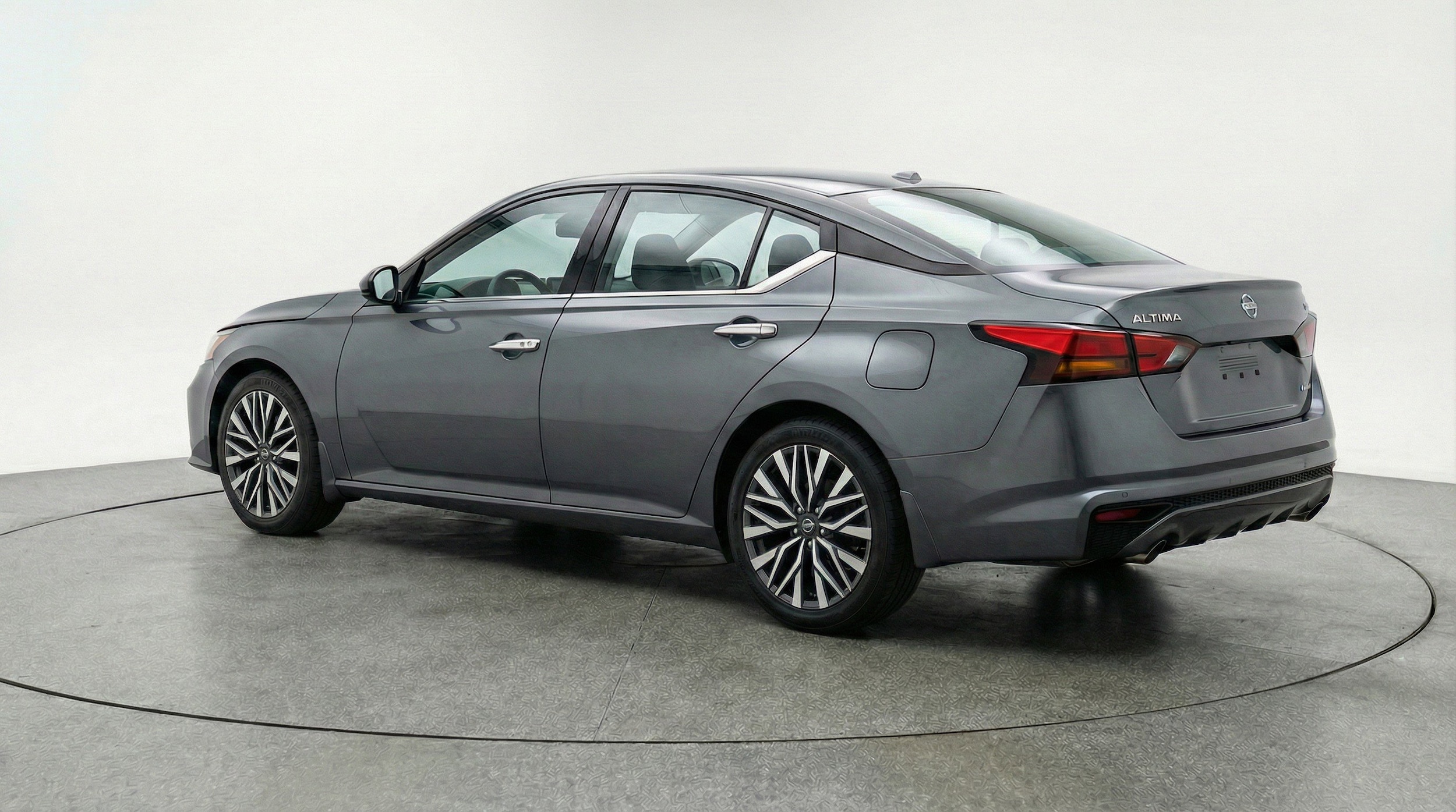Thumbnail: 2025 Nissan Altima - 6
