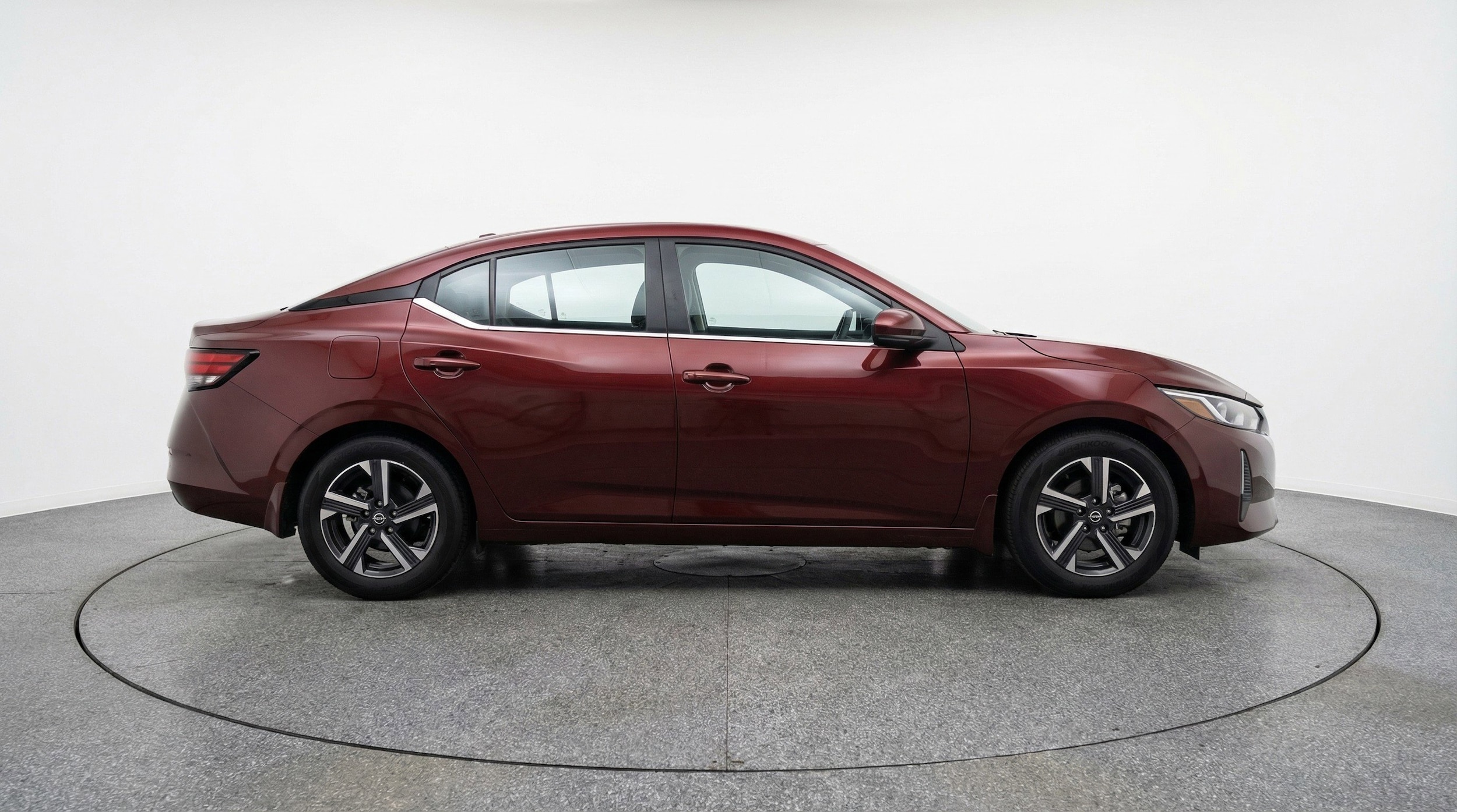 Thumbnail: 2025 Nissan Sentra - 11