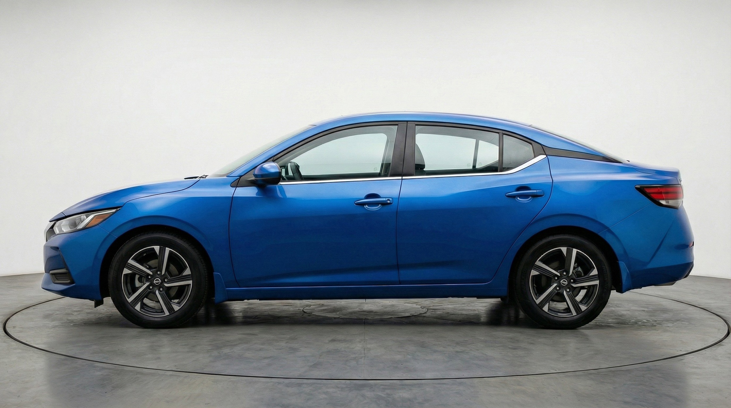 Thumbnail: 2025 Nissan Sentra - 5