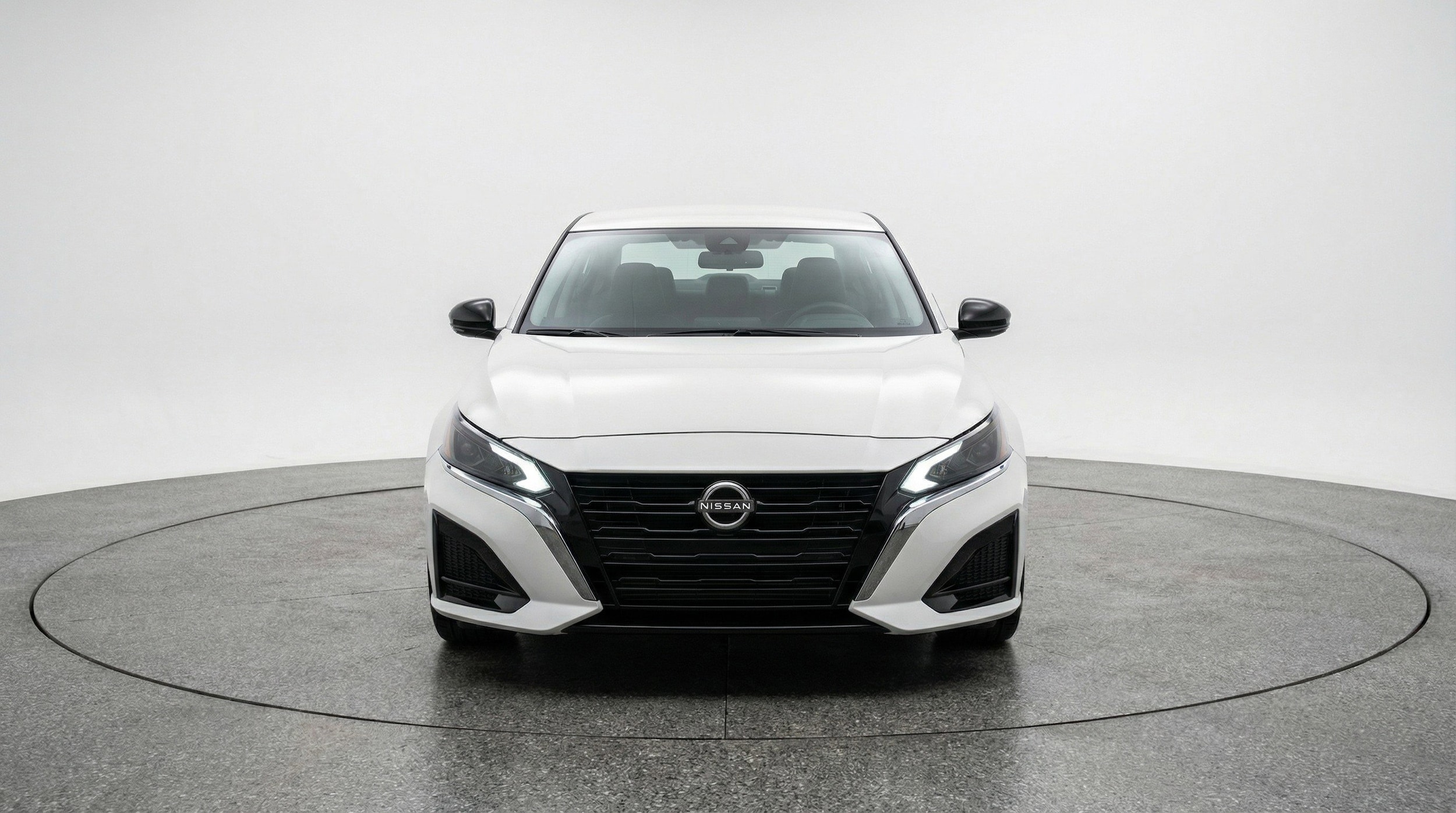 Thumbnail: 2025 Nissan Altima - 2