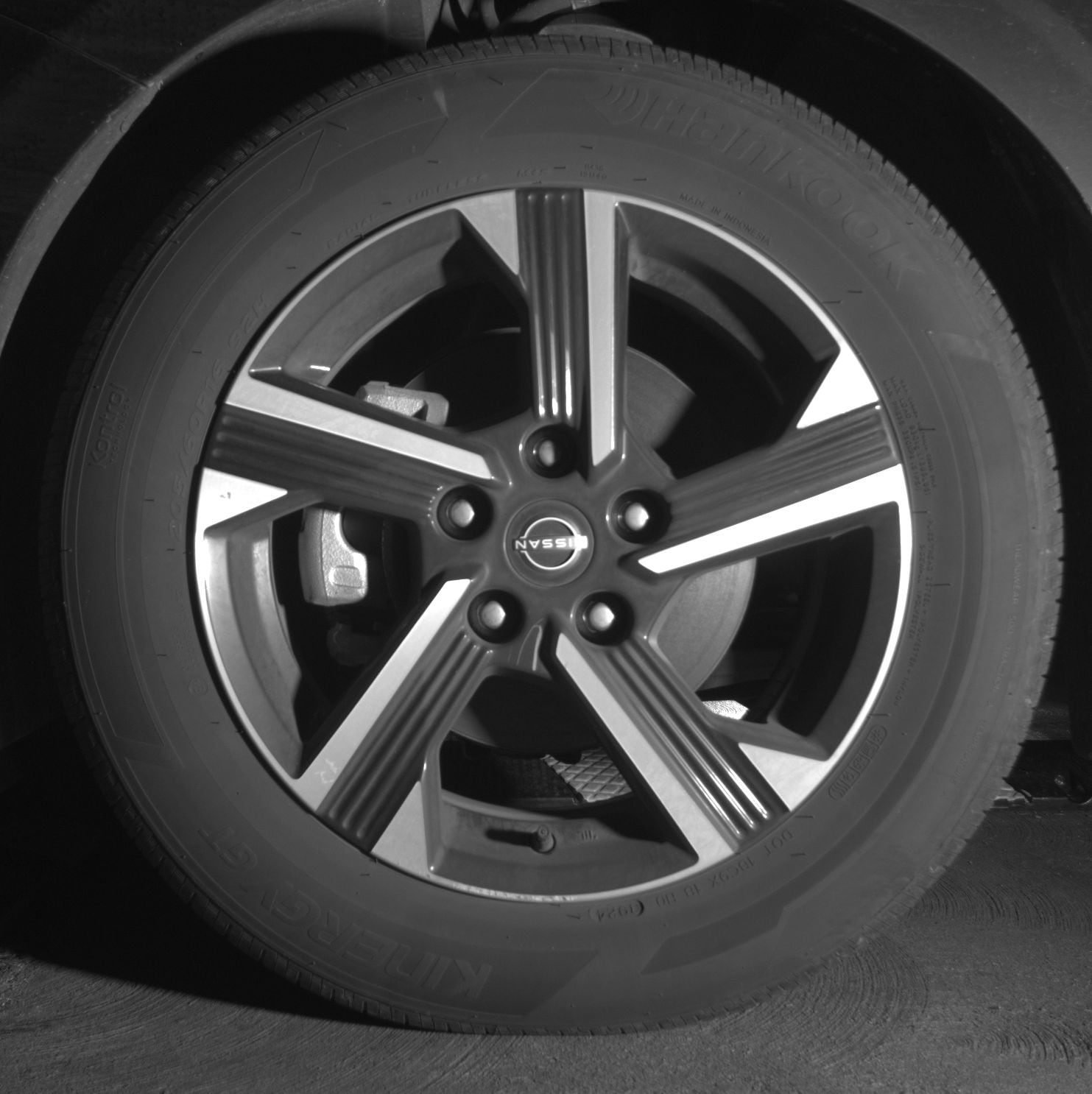 Thumbnail: 2025 Nissan Sentra - 9