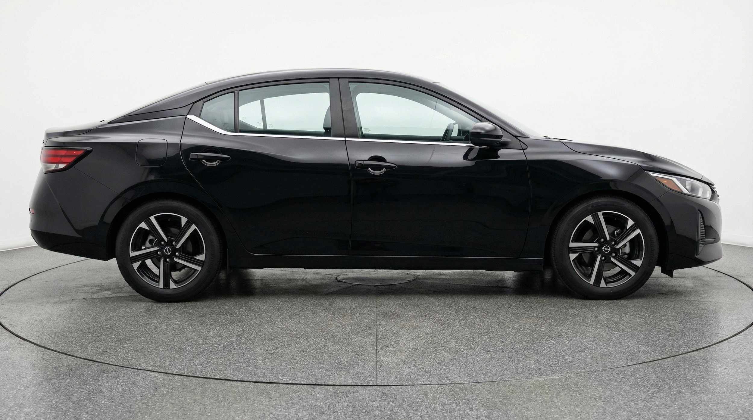 Thumbnail: 2025 Nissan Sentra - 11